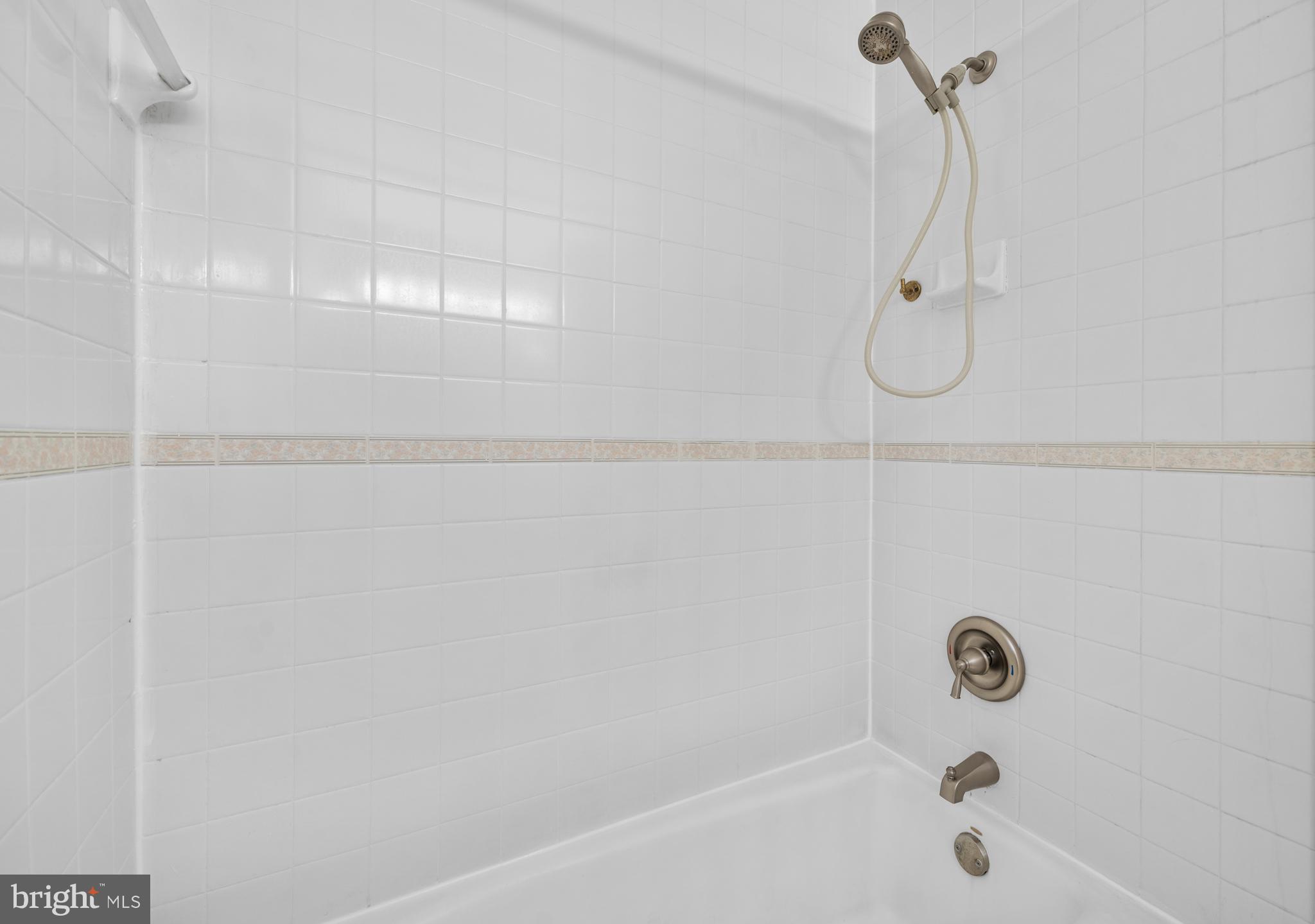 STONE FARM - Residential