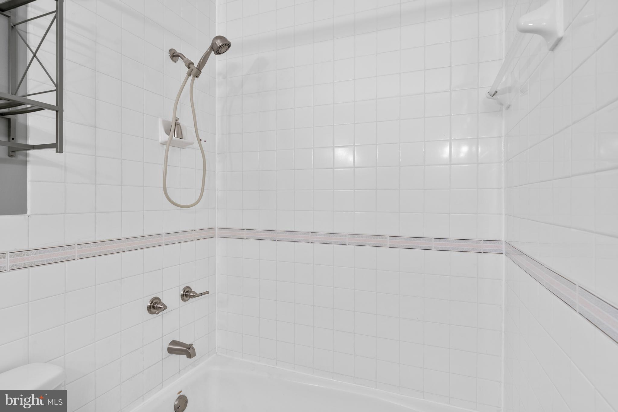 STONE FARM - Residential