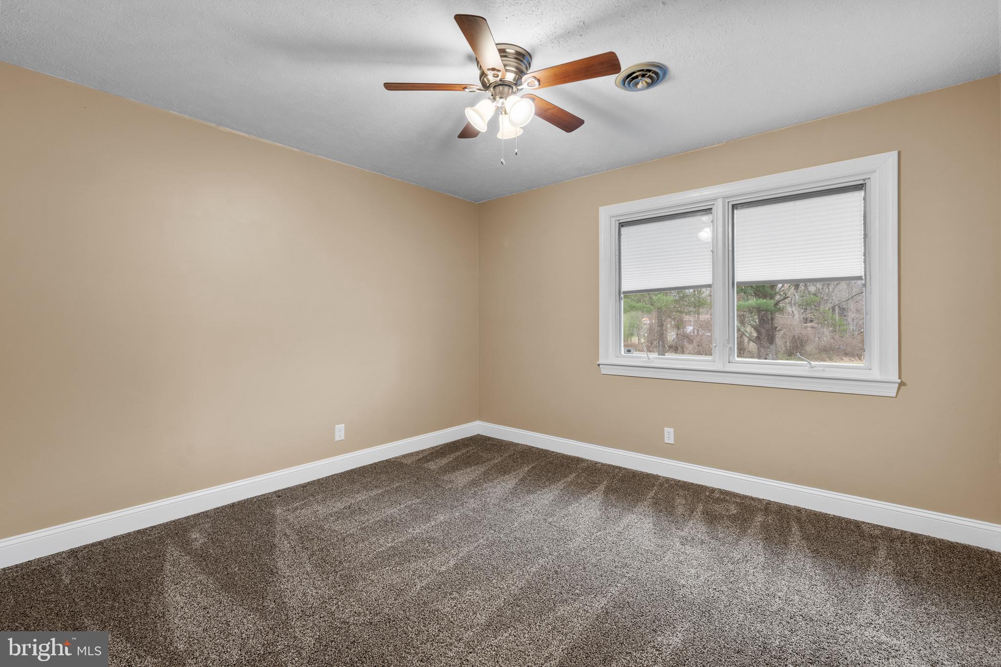 STONE FARM - Residential