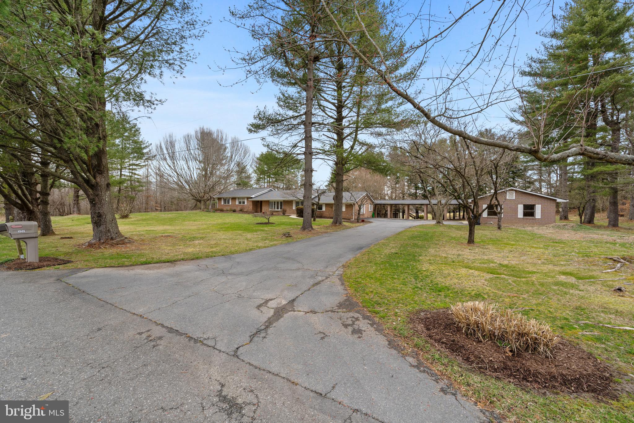 STONE FARM - Residential