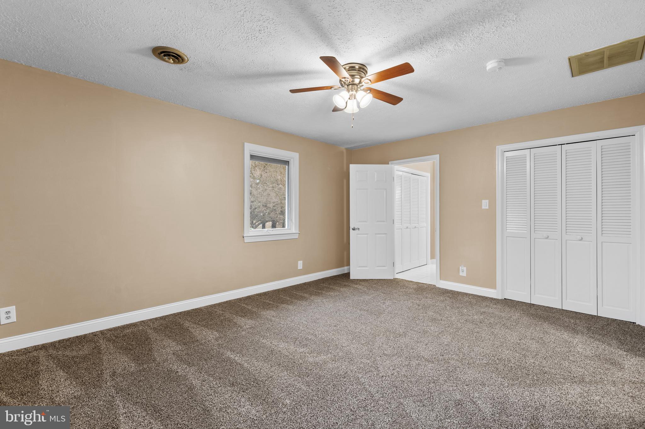 STONE FARM - Residential