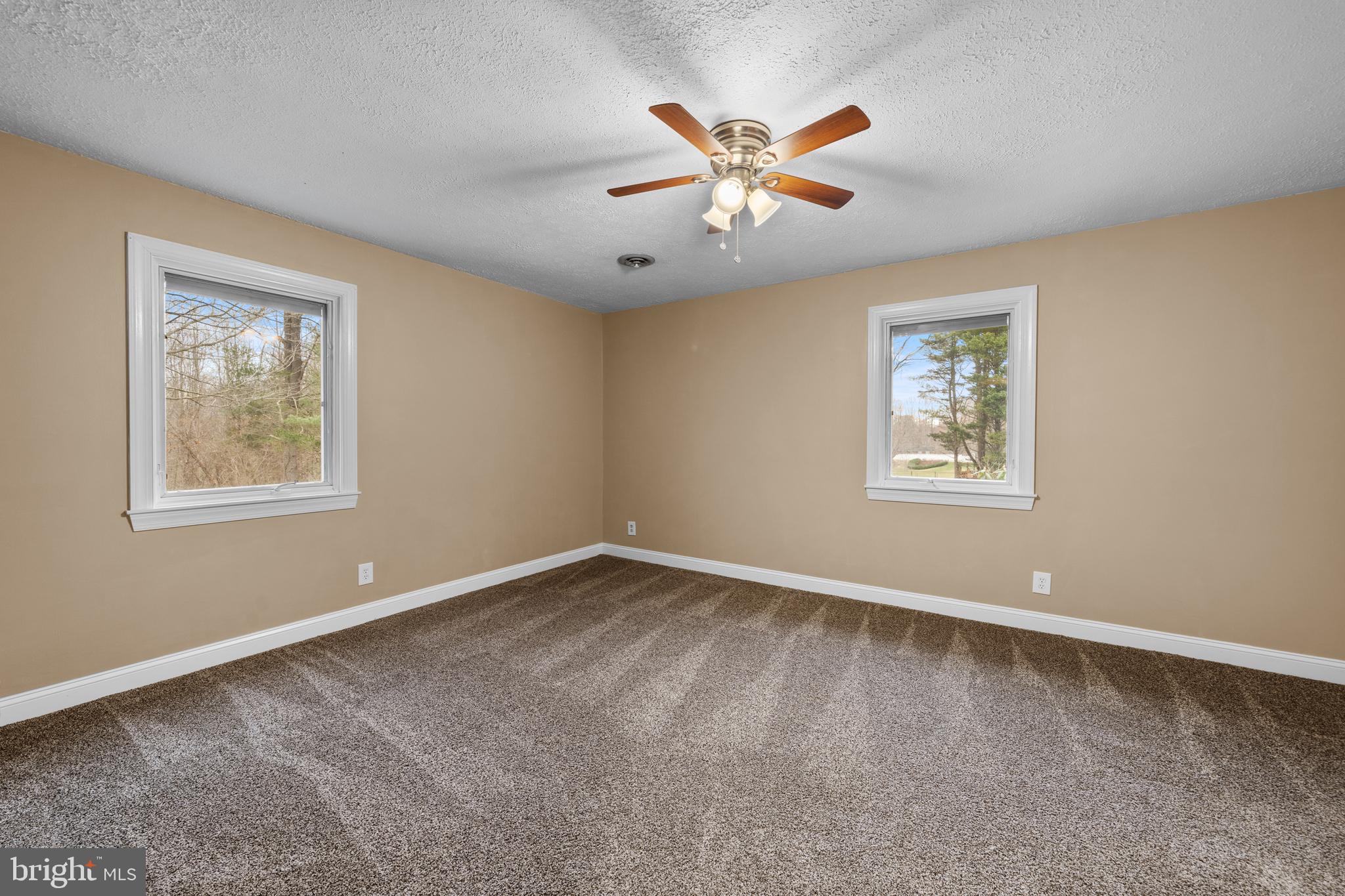 STONE FARM - Residential