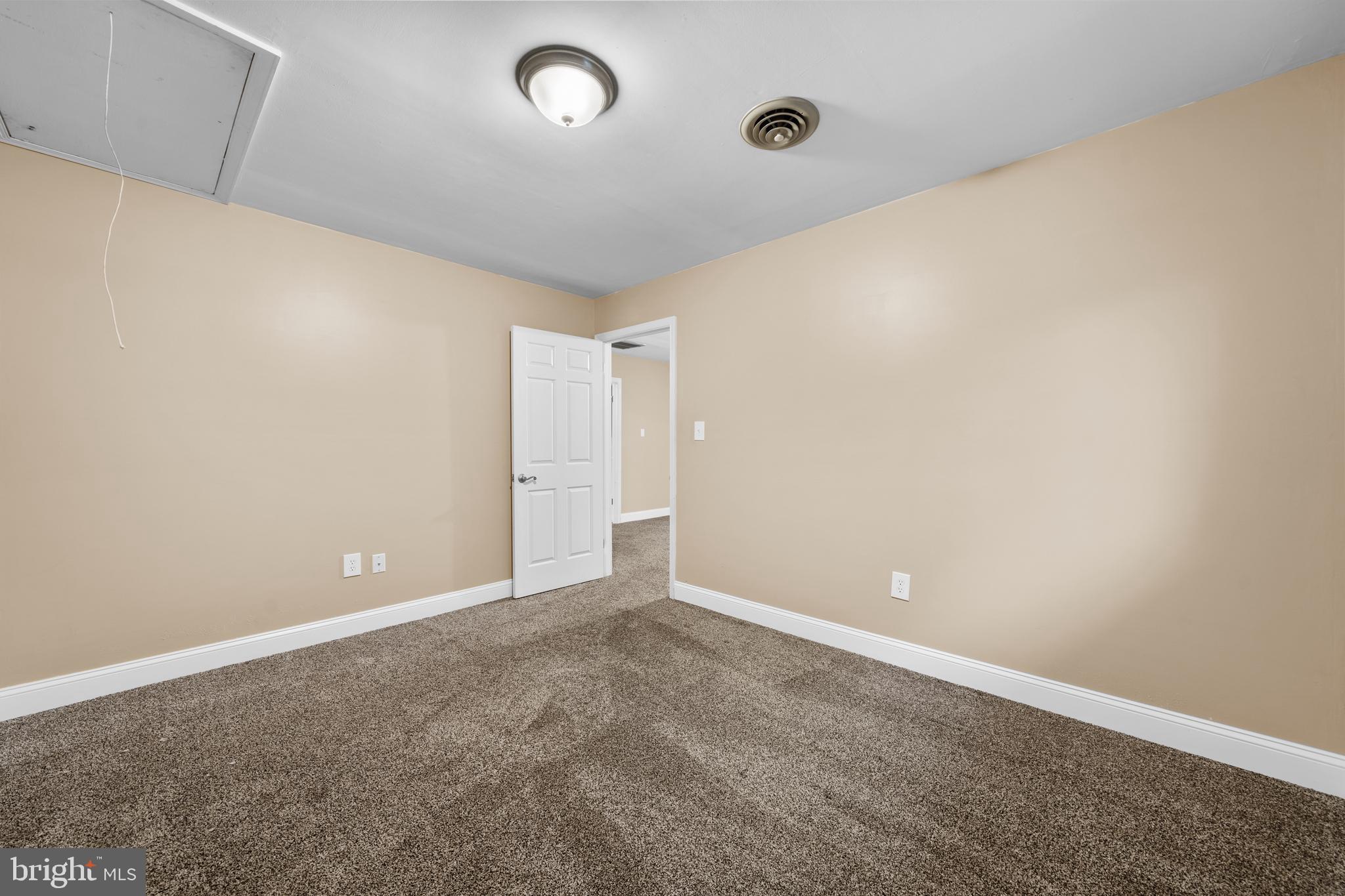 STONE FARM - Residential