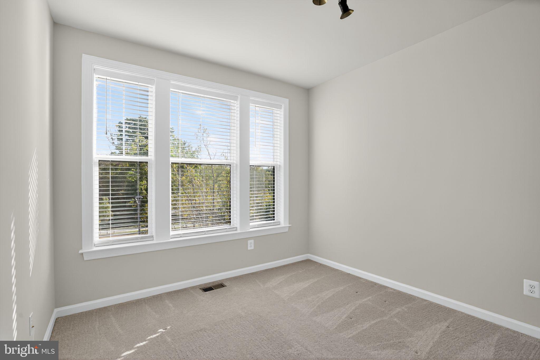 KINCORA - Residential