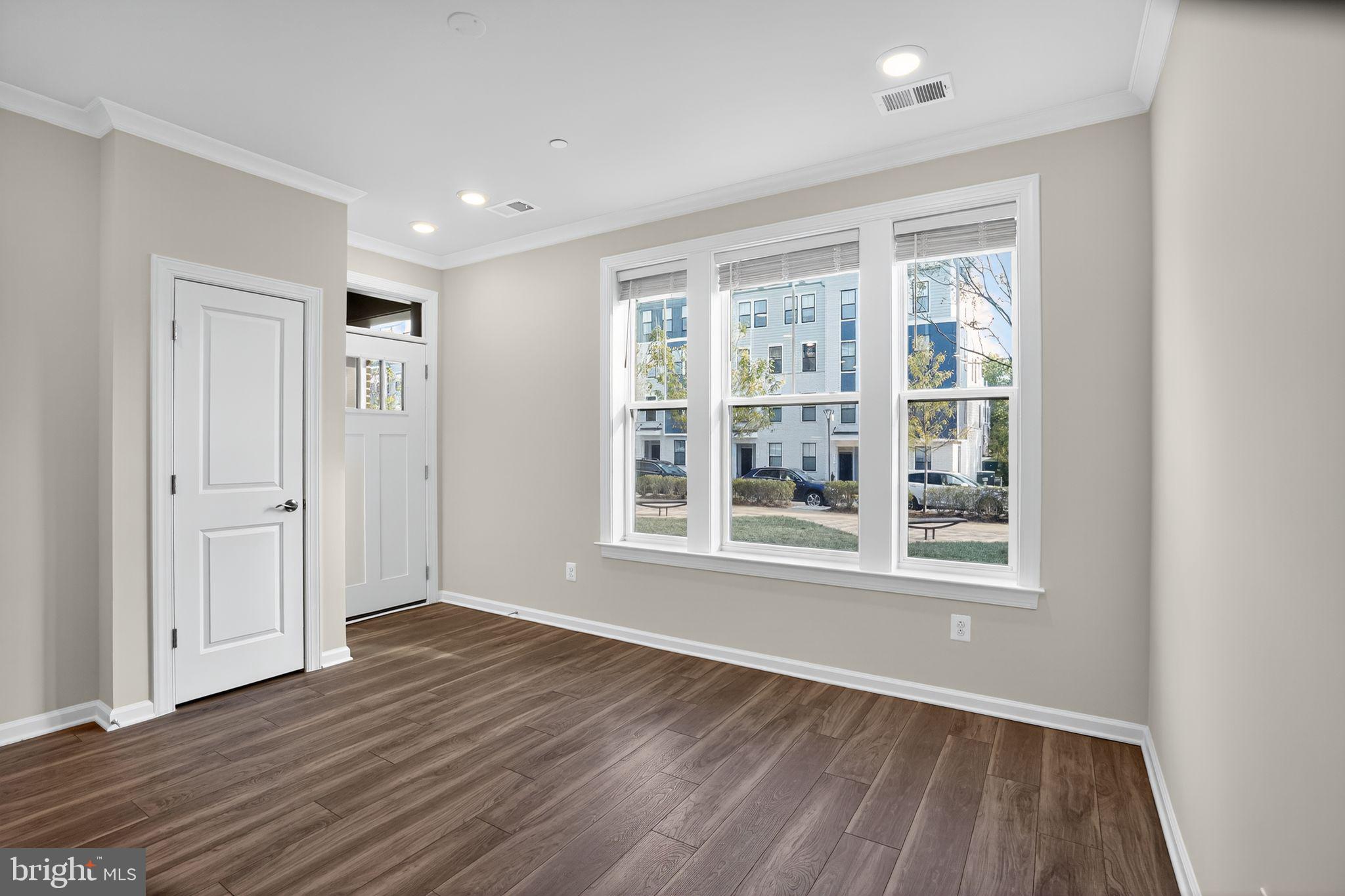 KINCORA - Residential