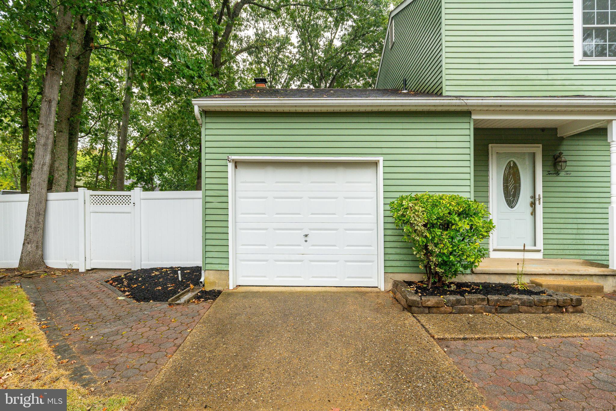 22 MILLS DRIVE
