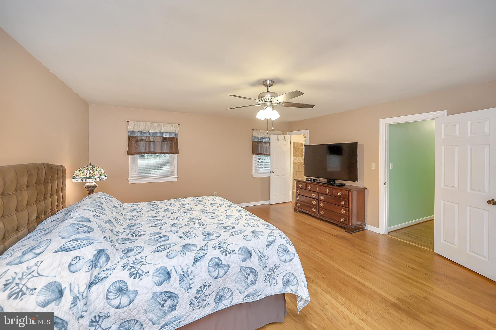 NORTH FERRY FARMS - Residential