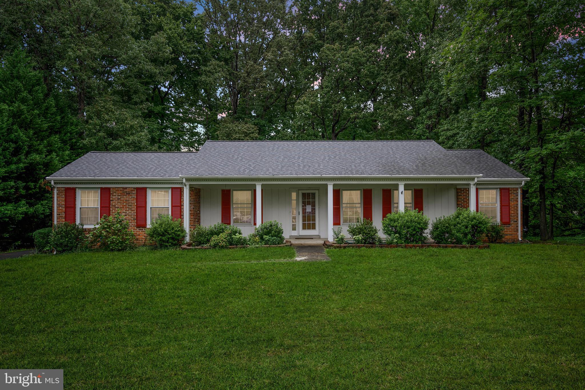 NORTH FERRY FARMS - Residential
