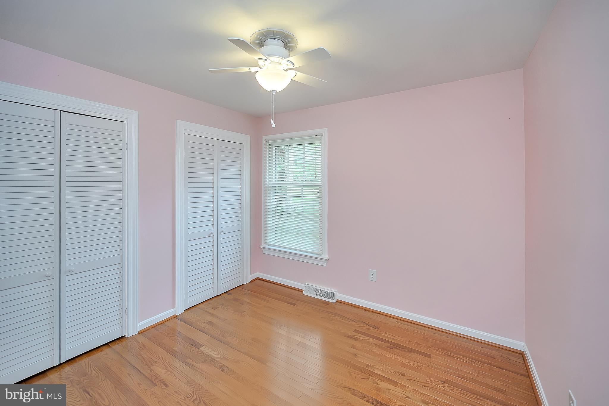 NORTH FERRY FARMS - Residential