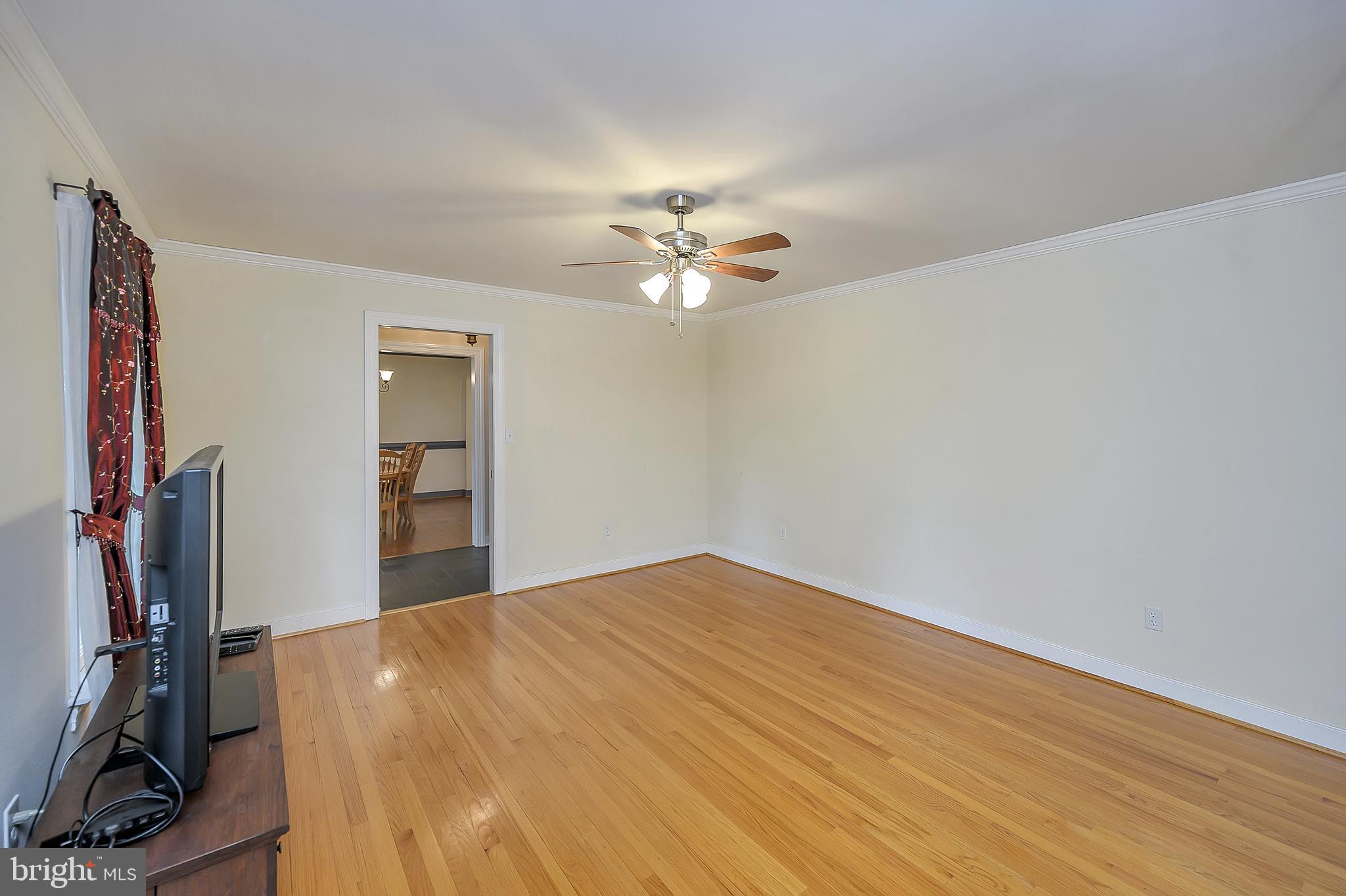 NORTH FERRY FARMS - Residential