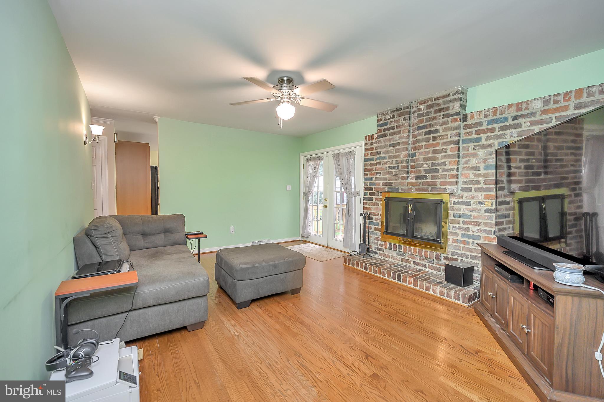 NORTH FERRY FARMS - Residential