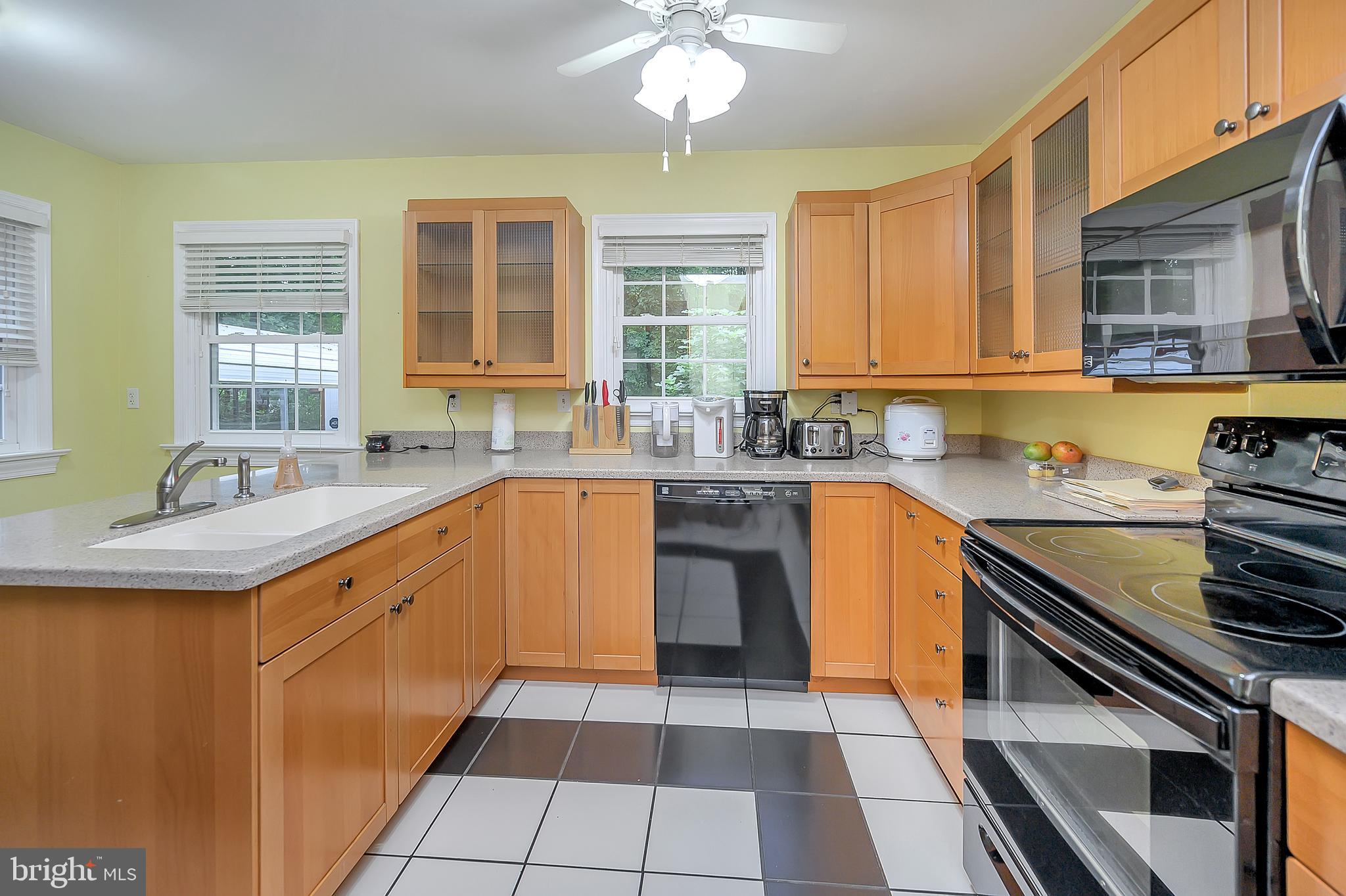 NORTH FERRY FARMS - Residential