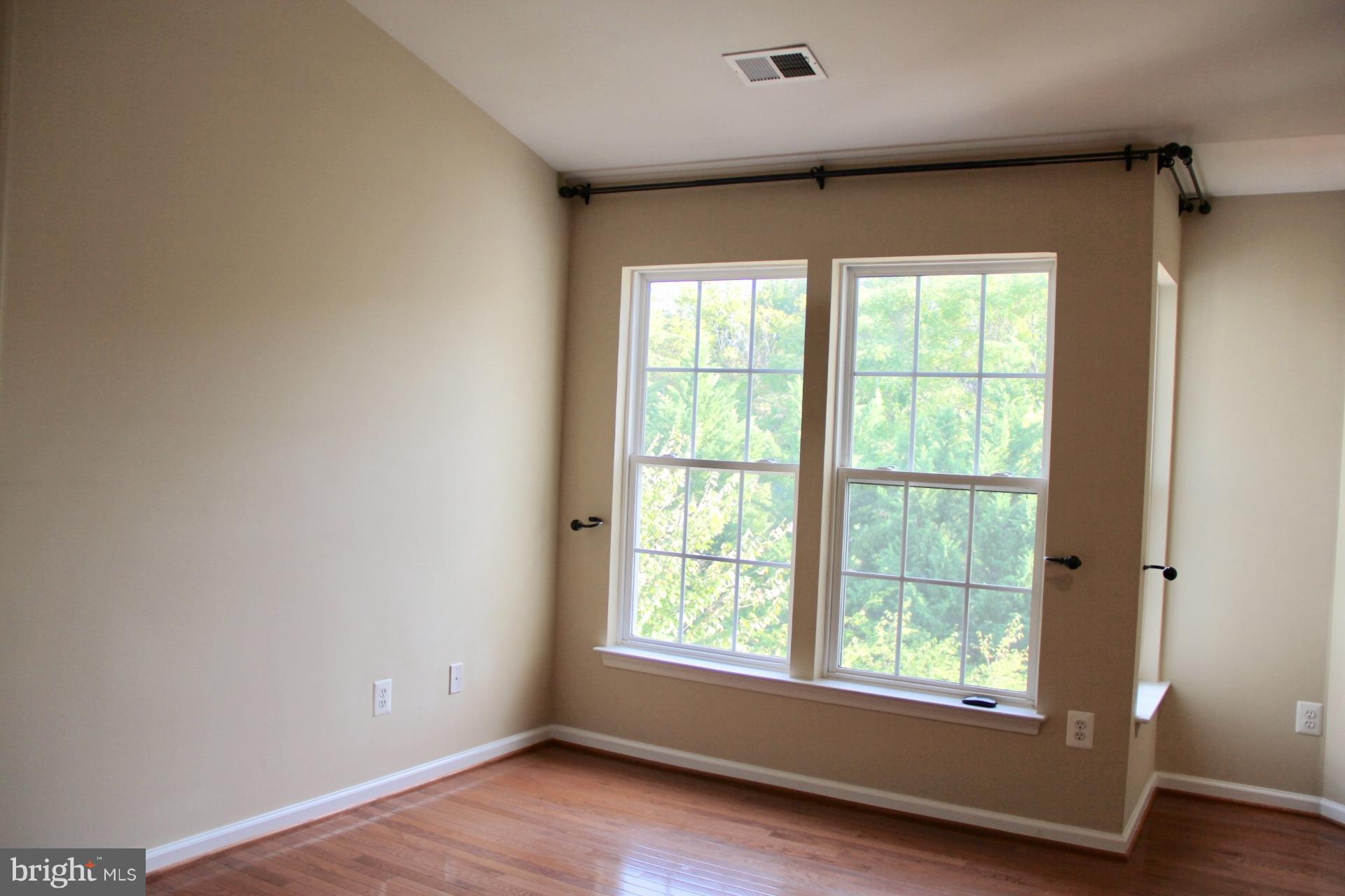 CAMERON STATION - Residential Lease