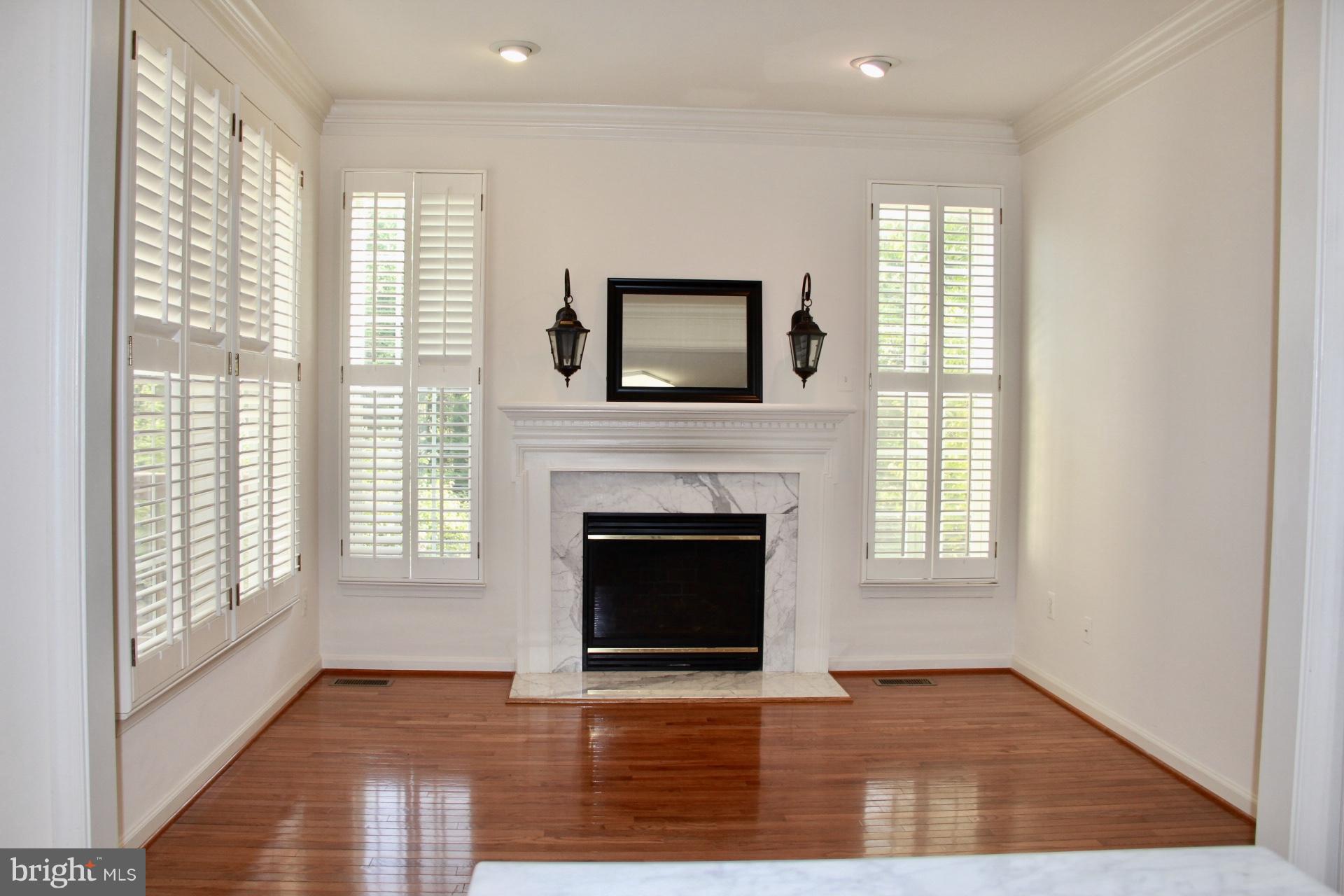 CAMERON STATION - Residential Lease