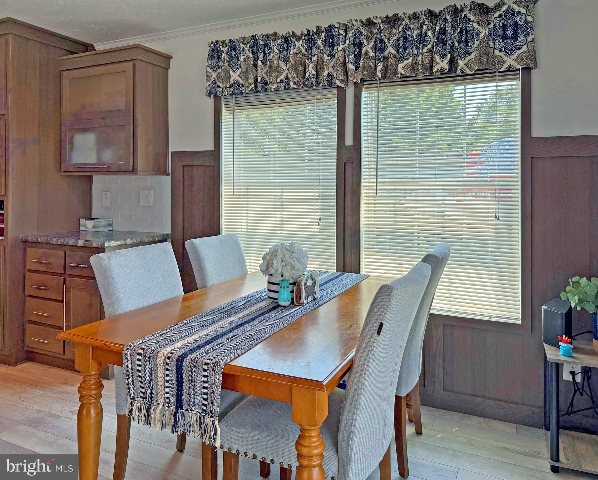 COLONIAL EAST MHP - Residential