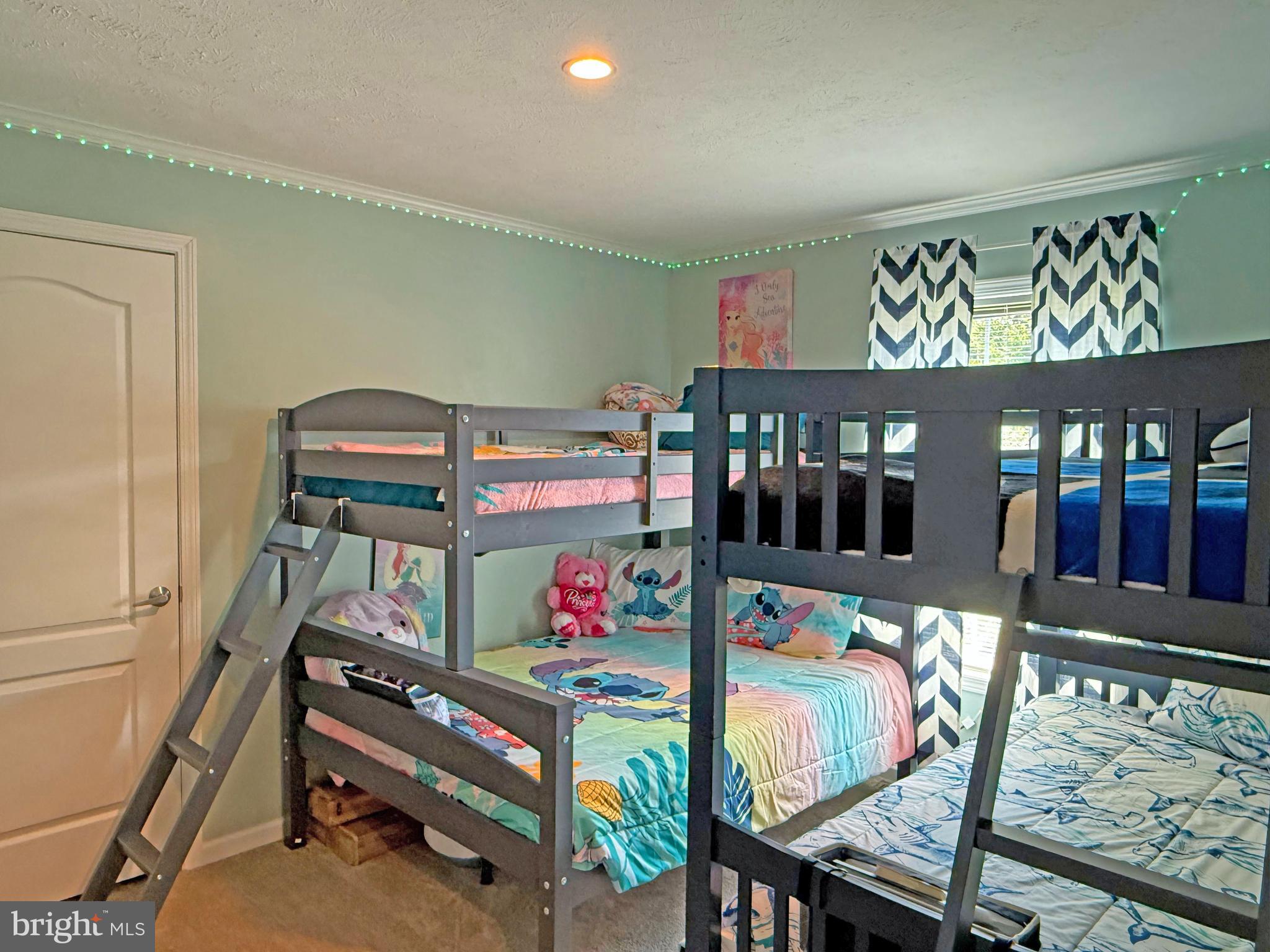 COLONIAL EAST MHP - Residential