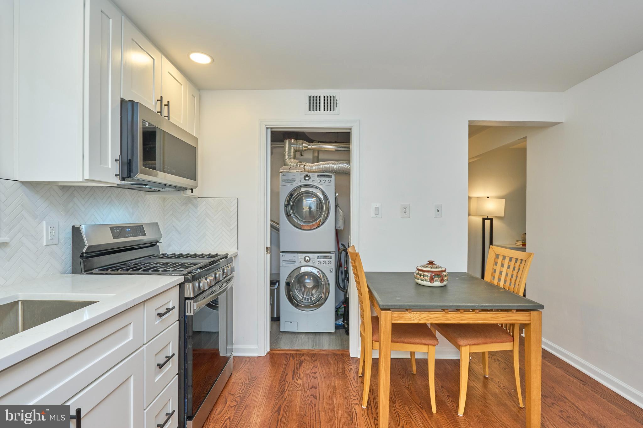 GREENWAY DOWNS - Residential