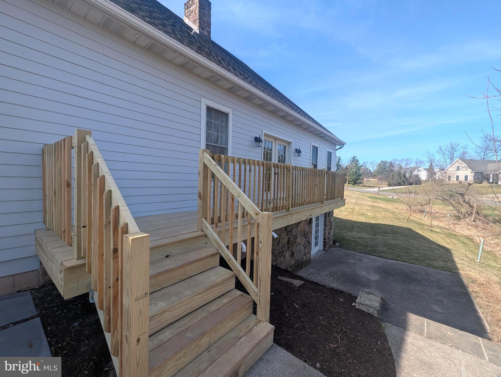 1520 HERRS RIDGE ROAD