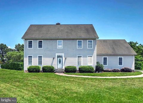 1520 HERRS RIDGE ROAD GETTYSBURG PA 17325