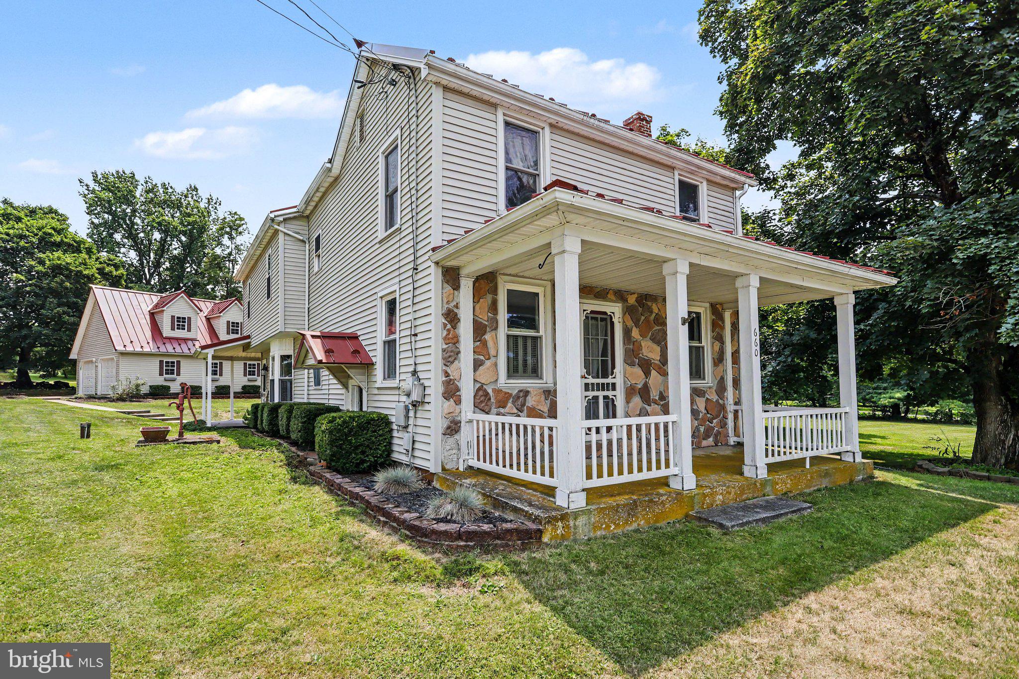 660 MUMPER LANE
