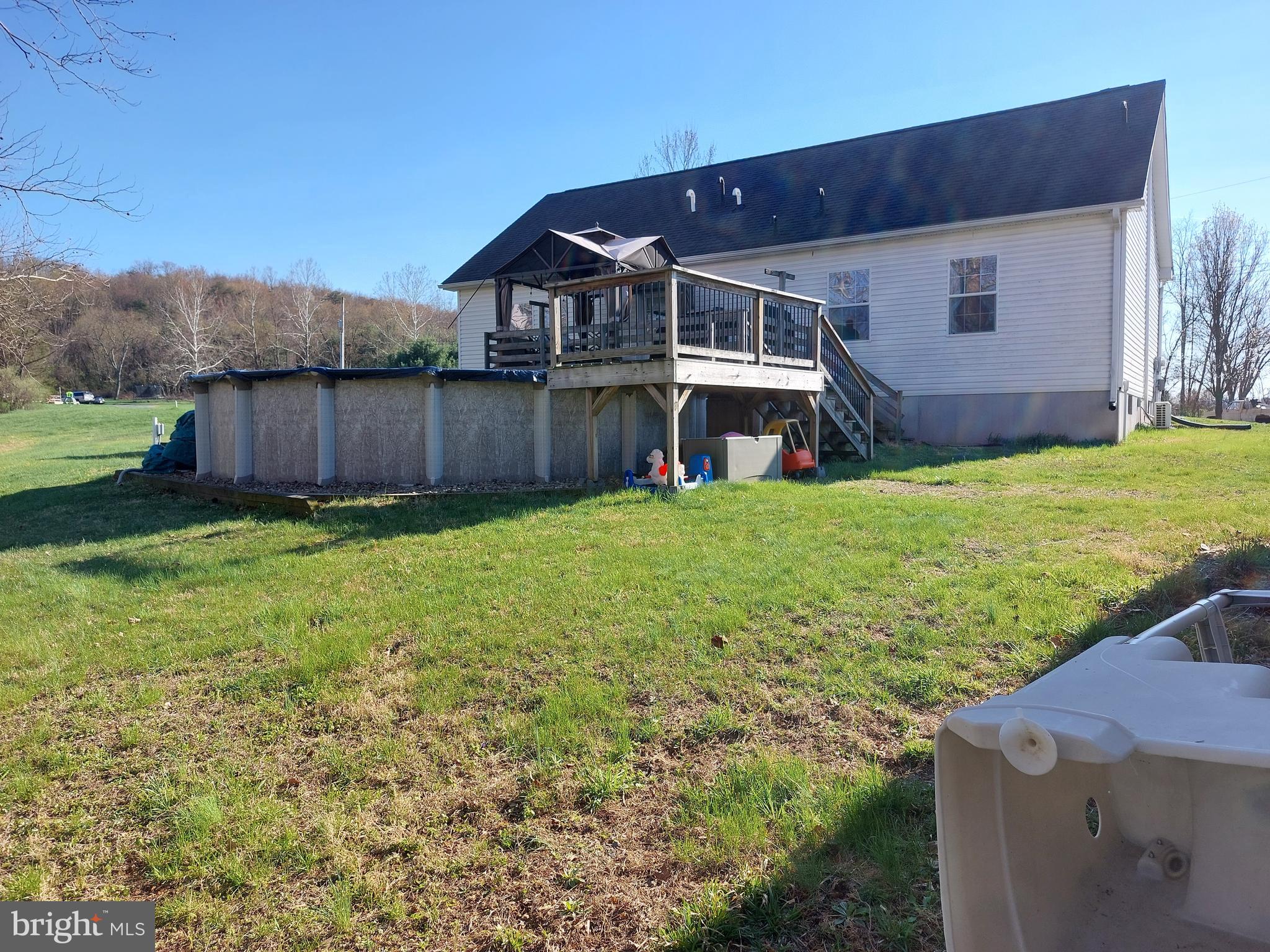 343 DARK HOLLOW ROAD