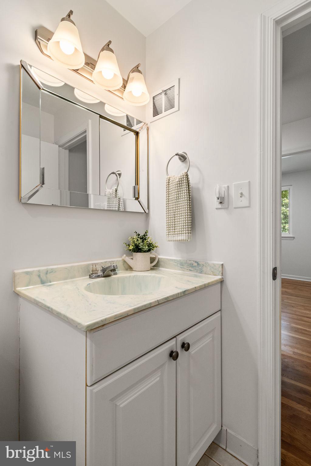 KINGS PARK WEST - Residential