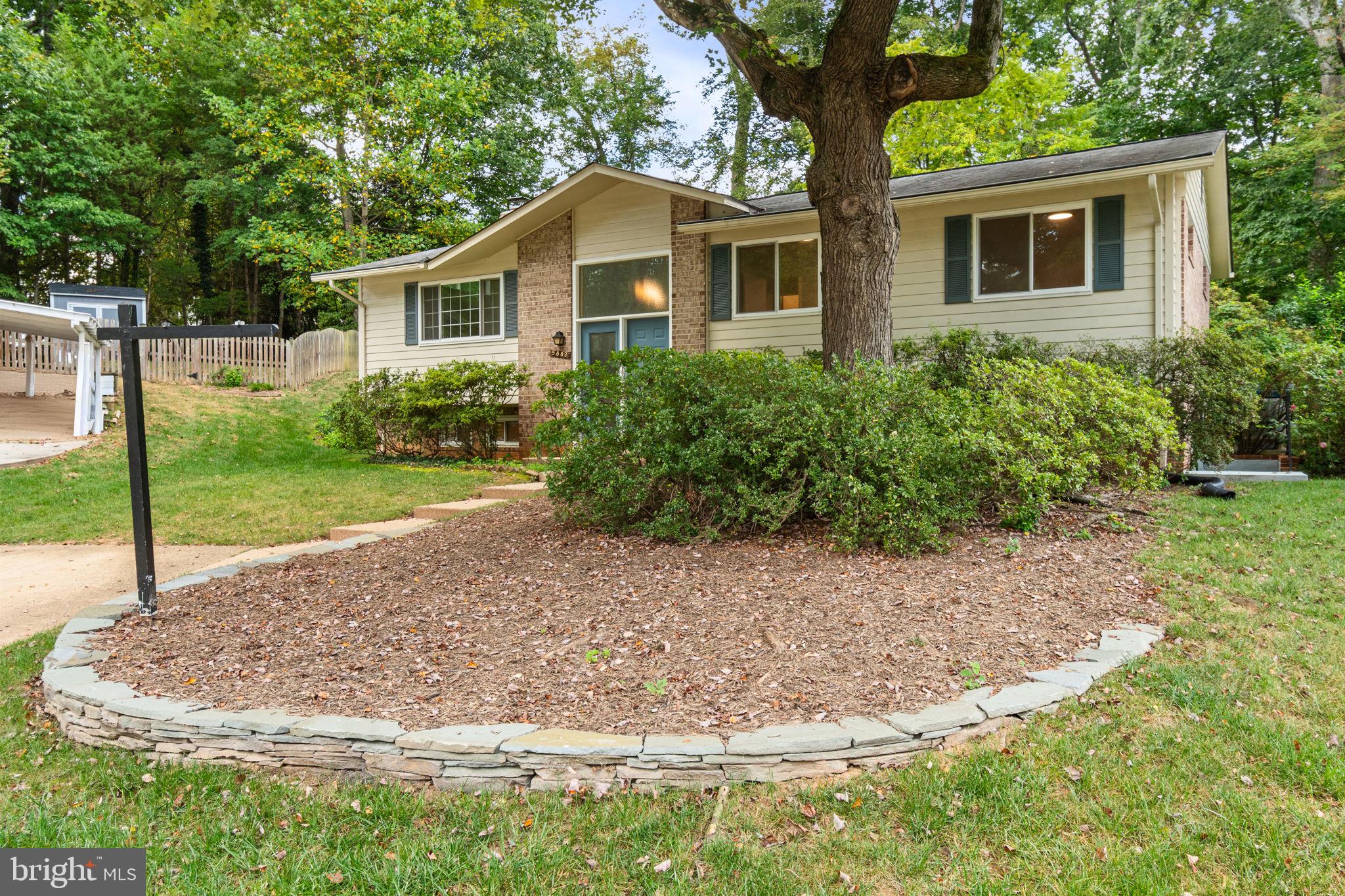 9883 BECKET COURT