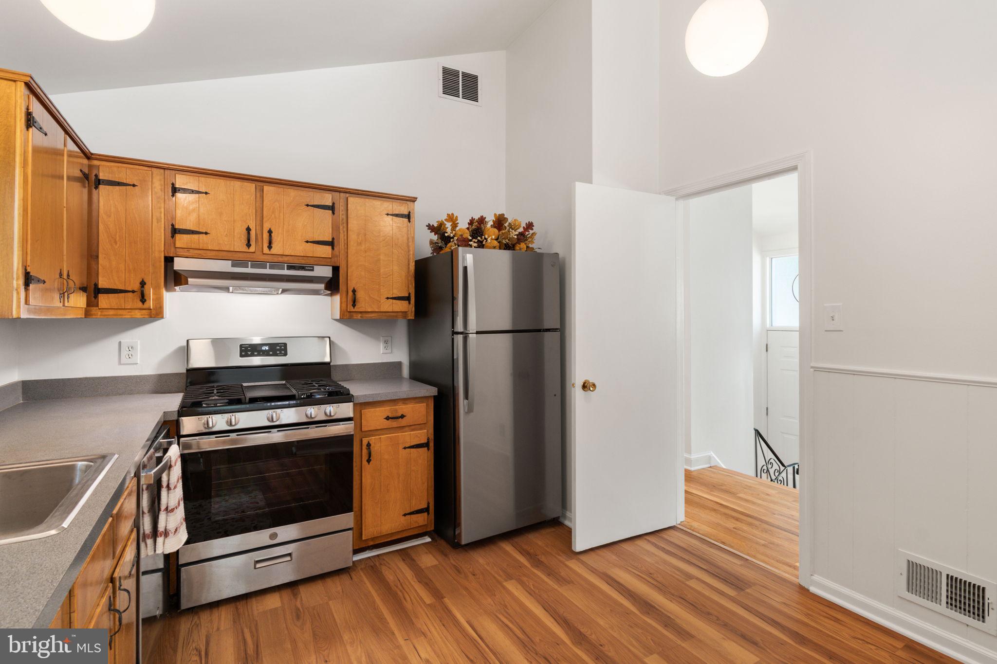 KINGS PARK WEST - Residential