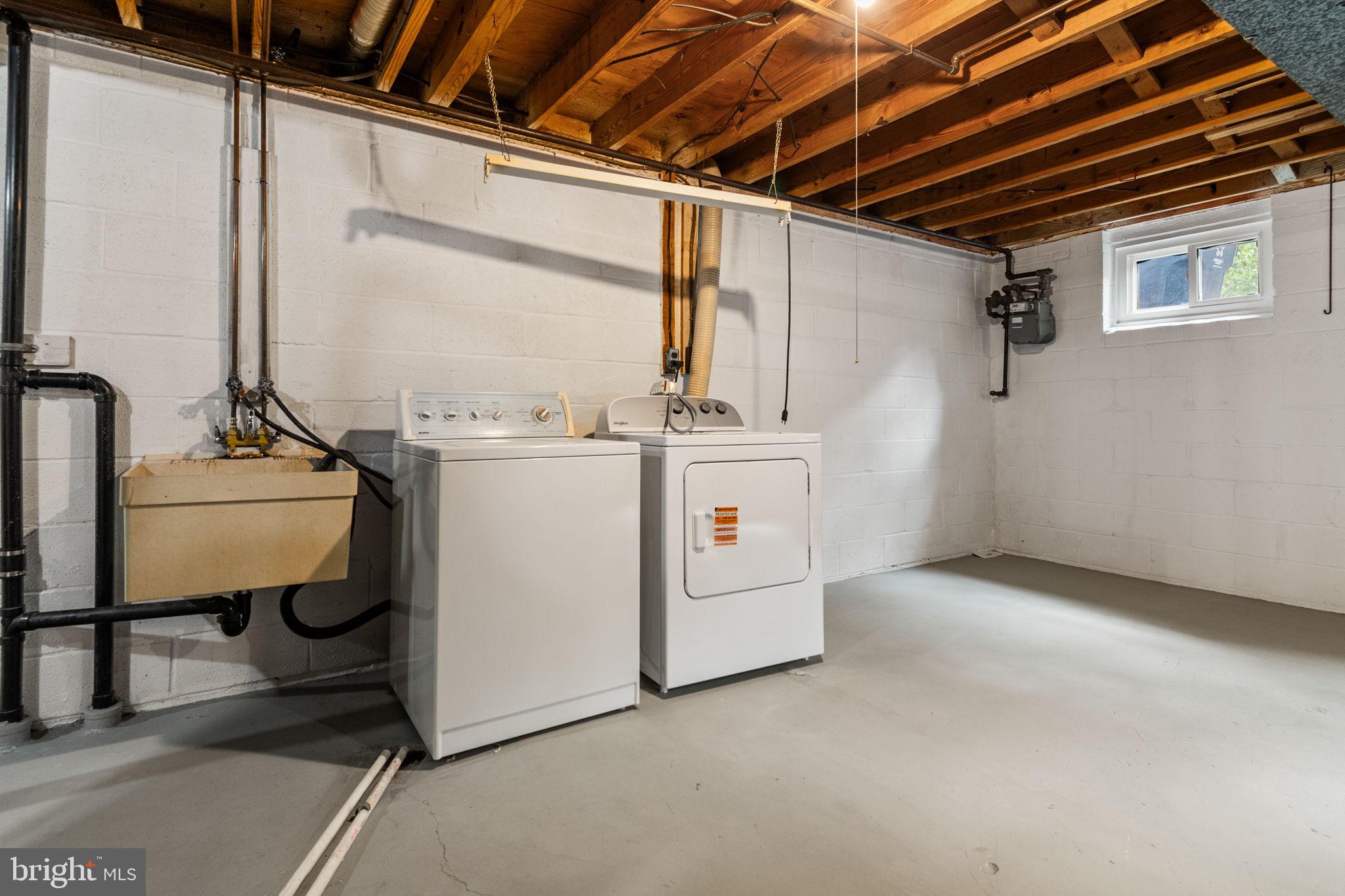 KINGS PARK WEST - Residential