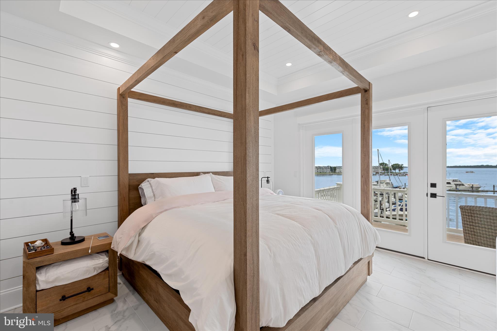 WELLS COVE MARINA & TOWNHOMES - Residential