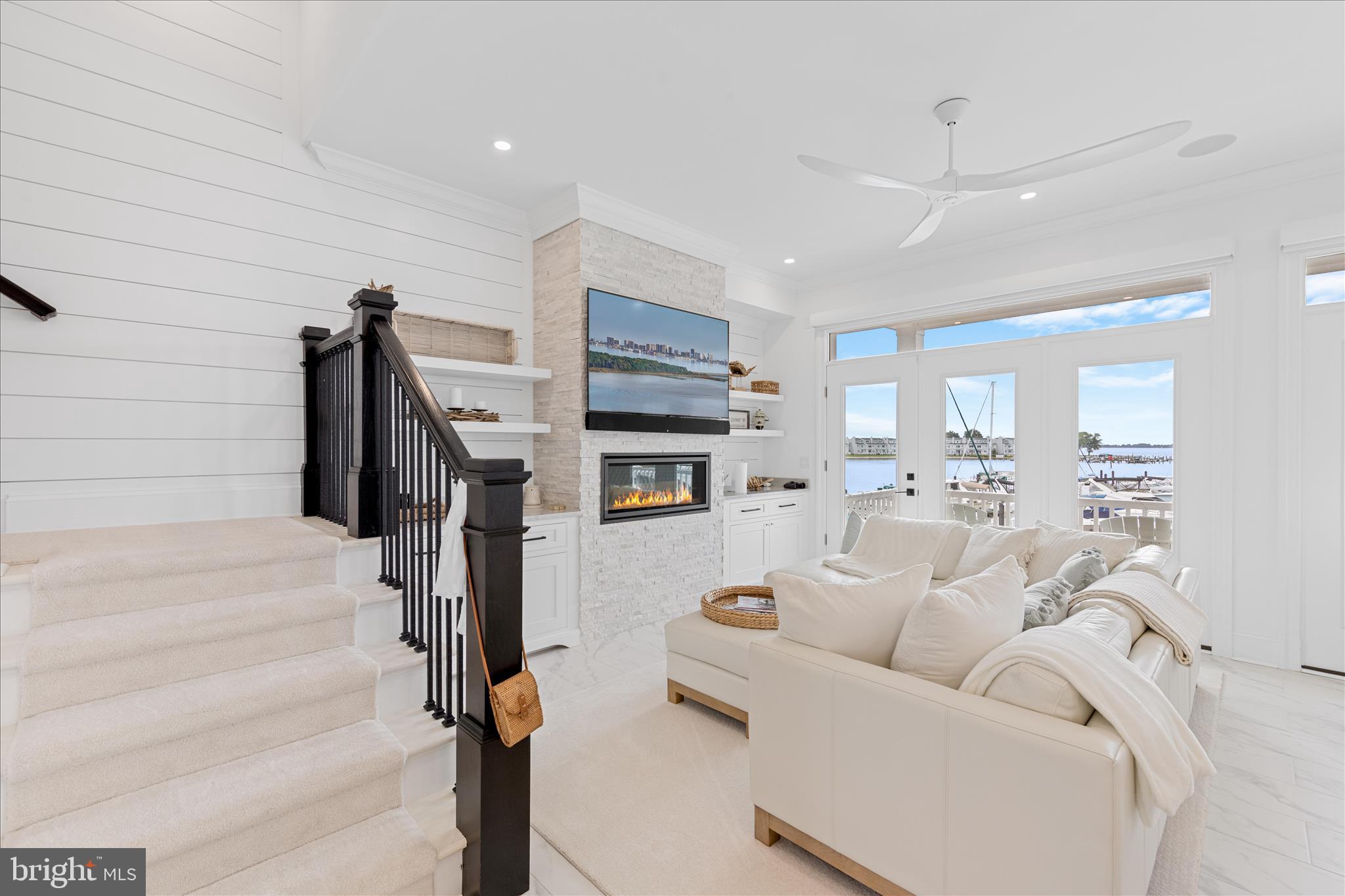 WELLS COVE MARINA & TOWNHOMES - Residential