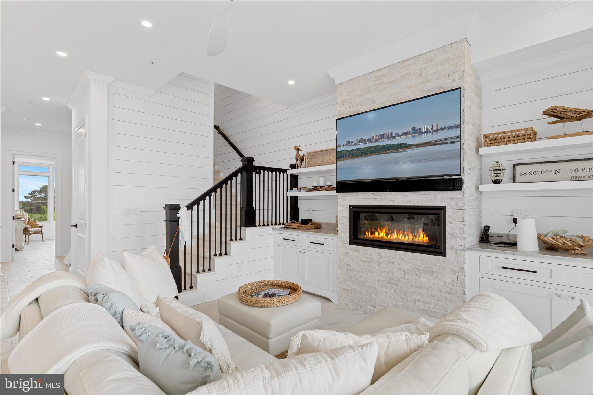 WELLS COVE MARINA & TOWNHOMES - Residential