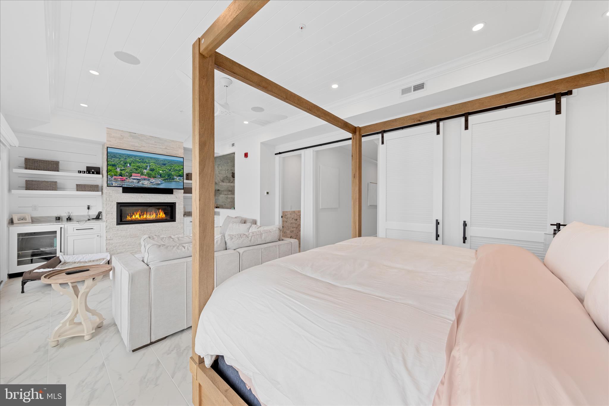 WELLS COVE MARINA & TOWNHOMES - Residential