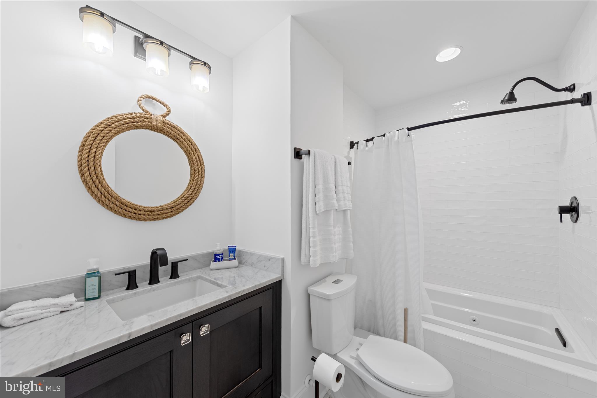 WELLS COVE MARINA & TOWNHOMES - Residential