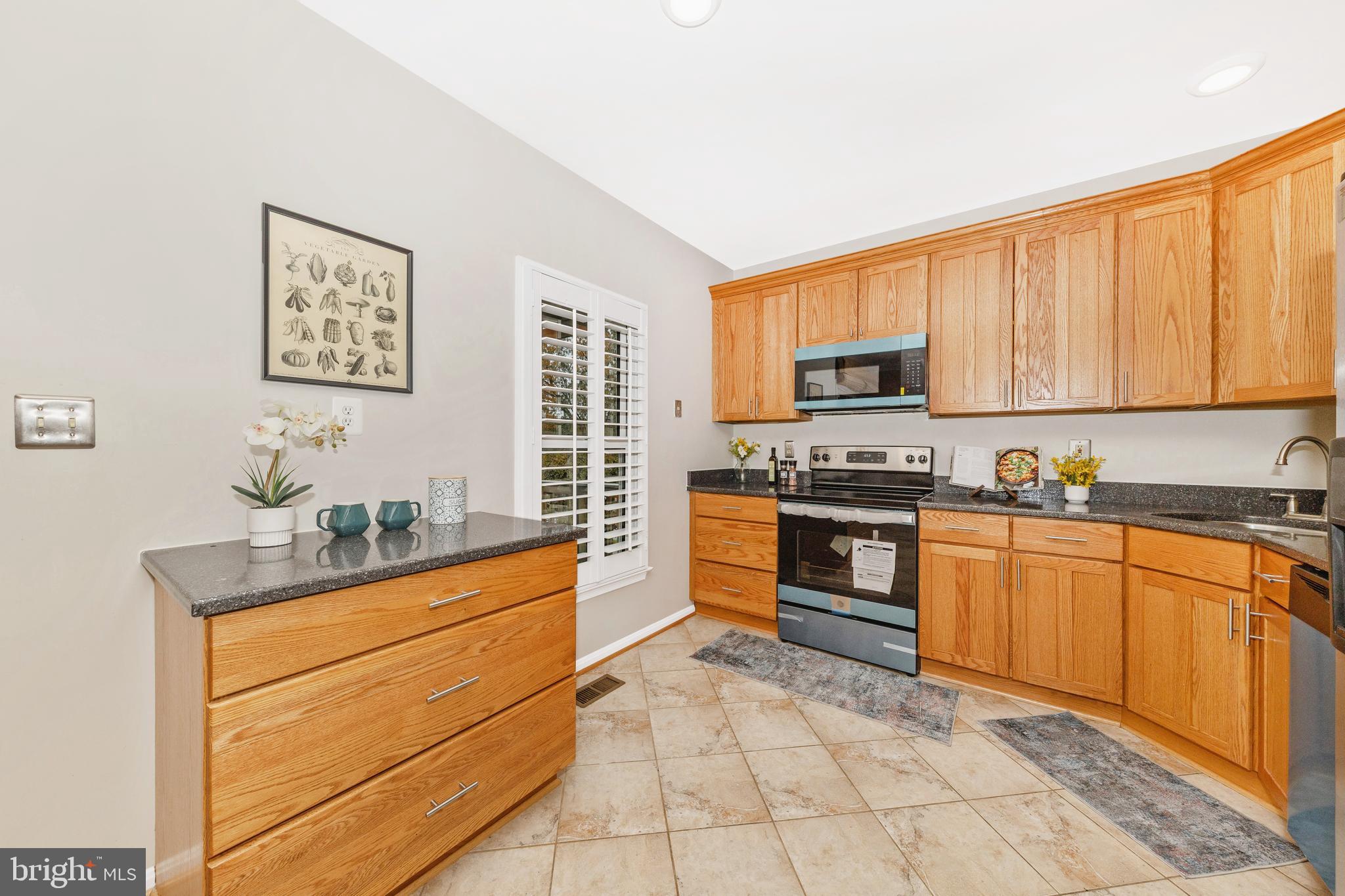 THE CHASE OF FOXCROFT - Residential