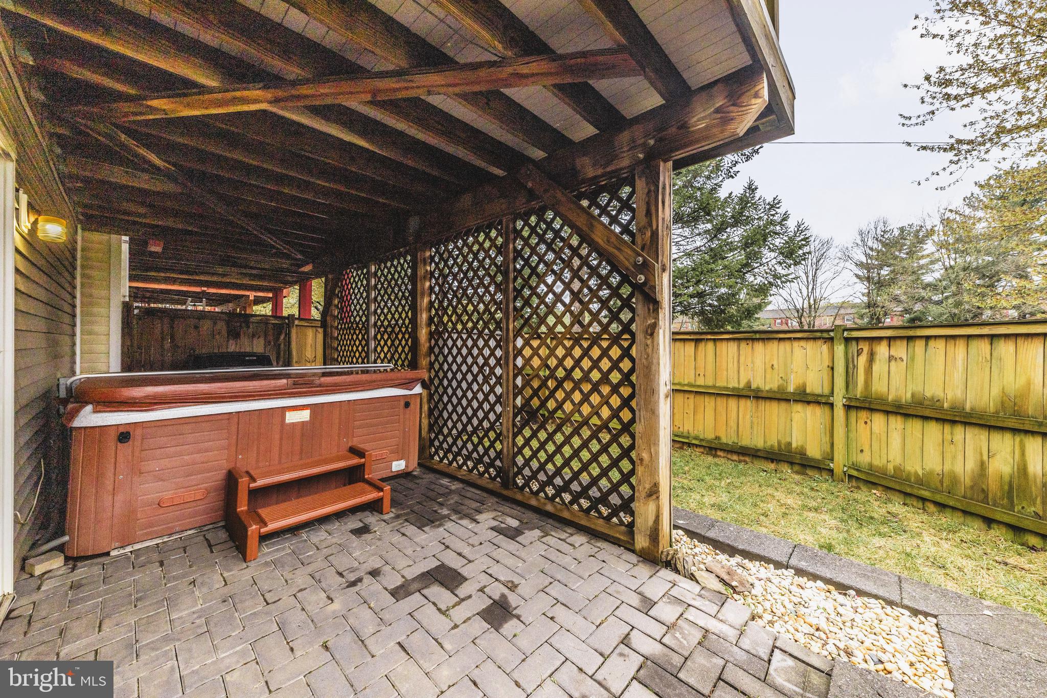 THE CHASE OF FOXCROFT - Residential