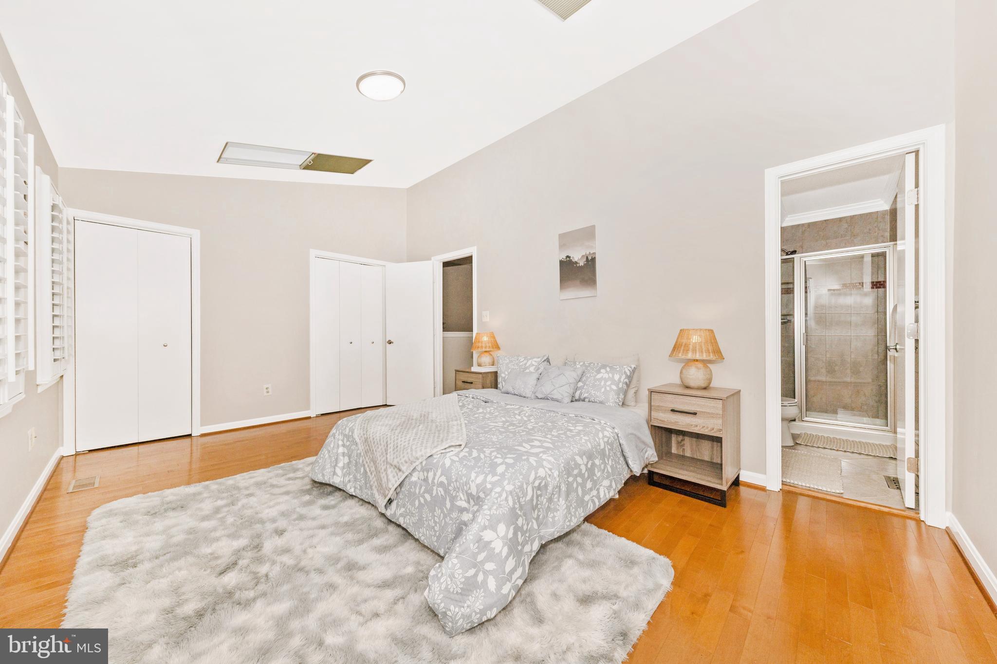 THE CHASE OF FOXCROFT - Residential