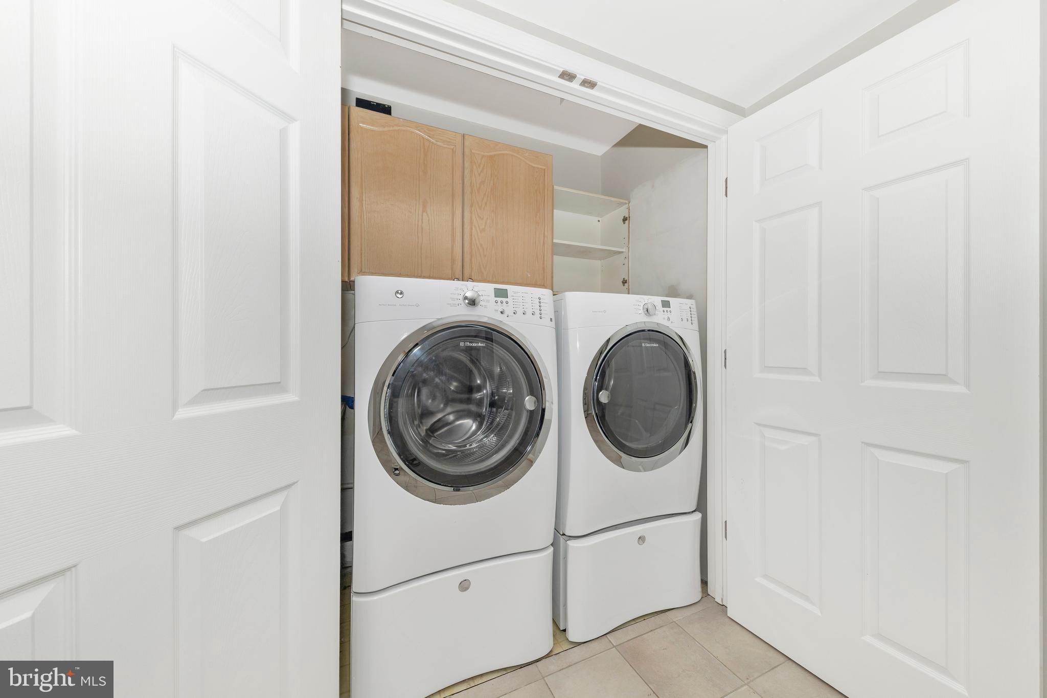 THE CHASE OF FOXCROFT - Residential