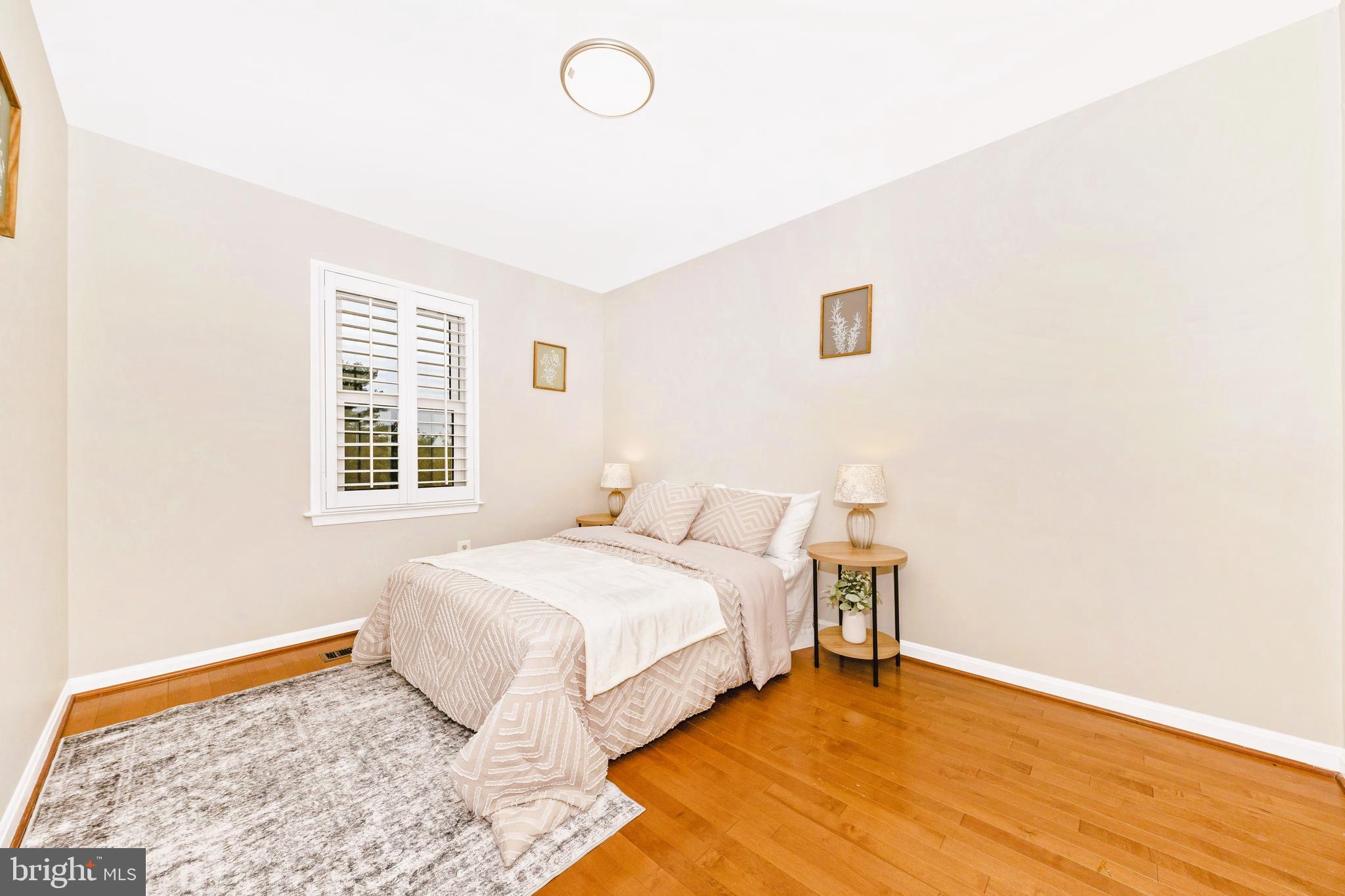 THE CHASE OF FOXCROFT - Residential