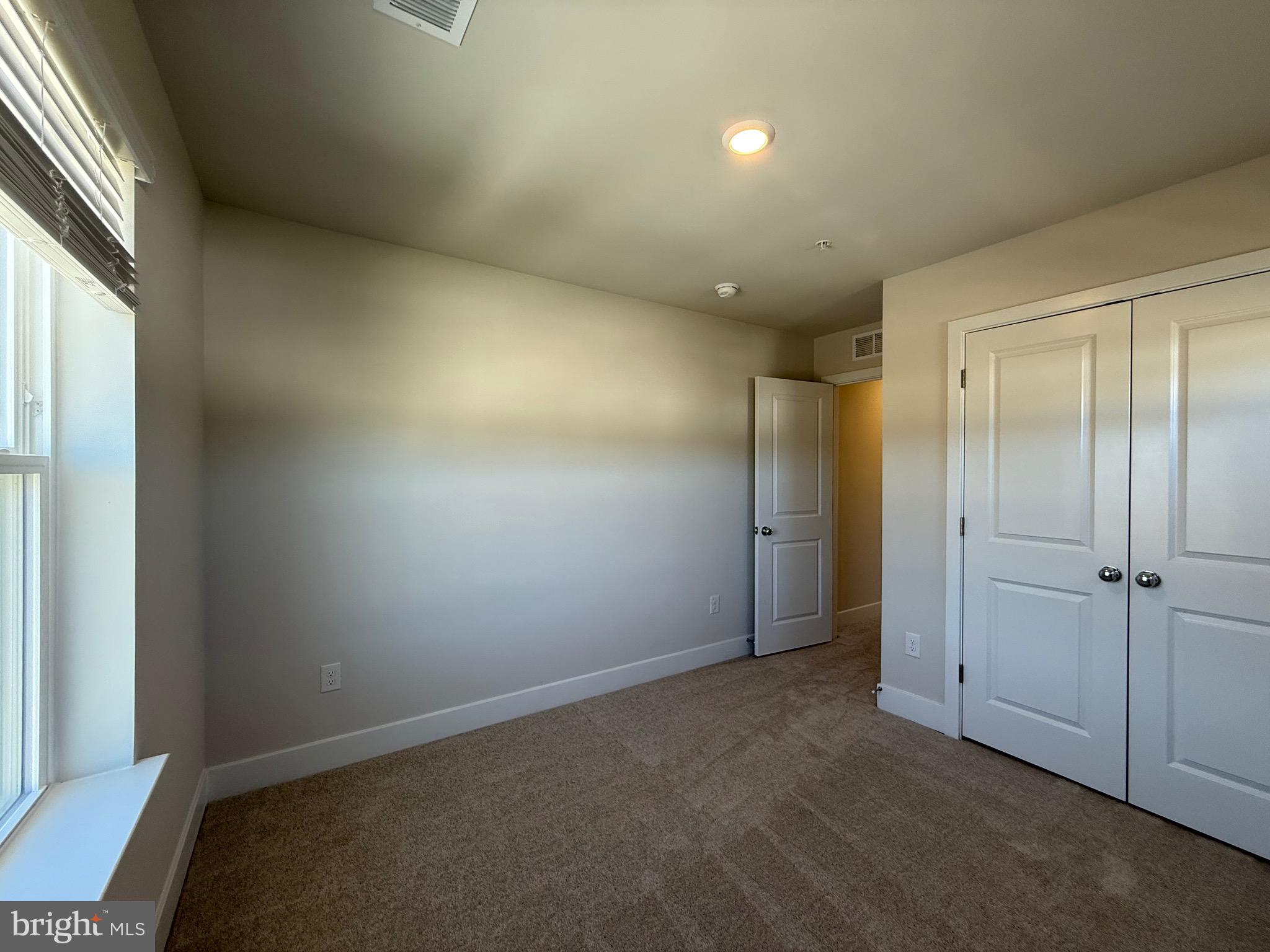 LAKESIDE AT TRAPPE - Residential Lease