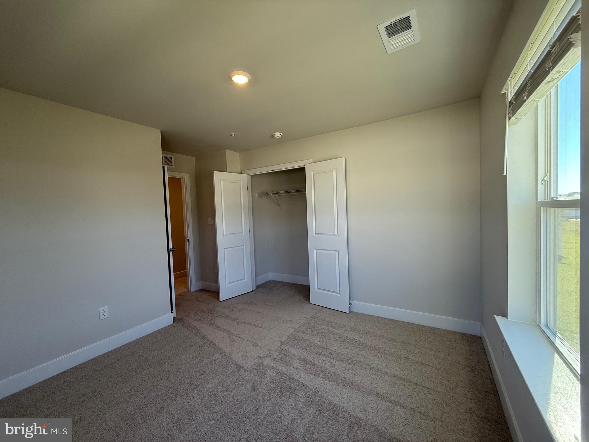 LAKESIDE AT TRAPPE - Residential Lease