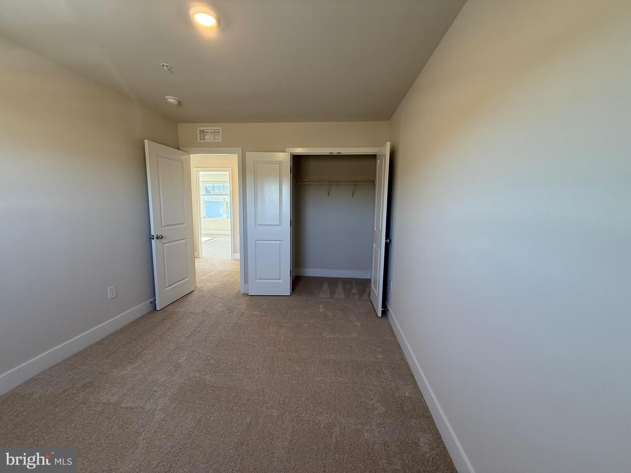 LAKESIDE AT TRAPPE - Residential Lease