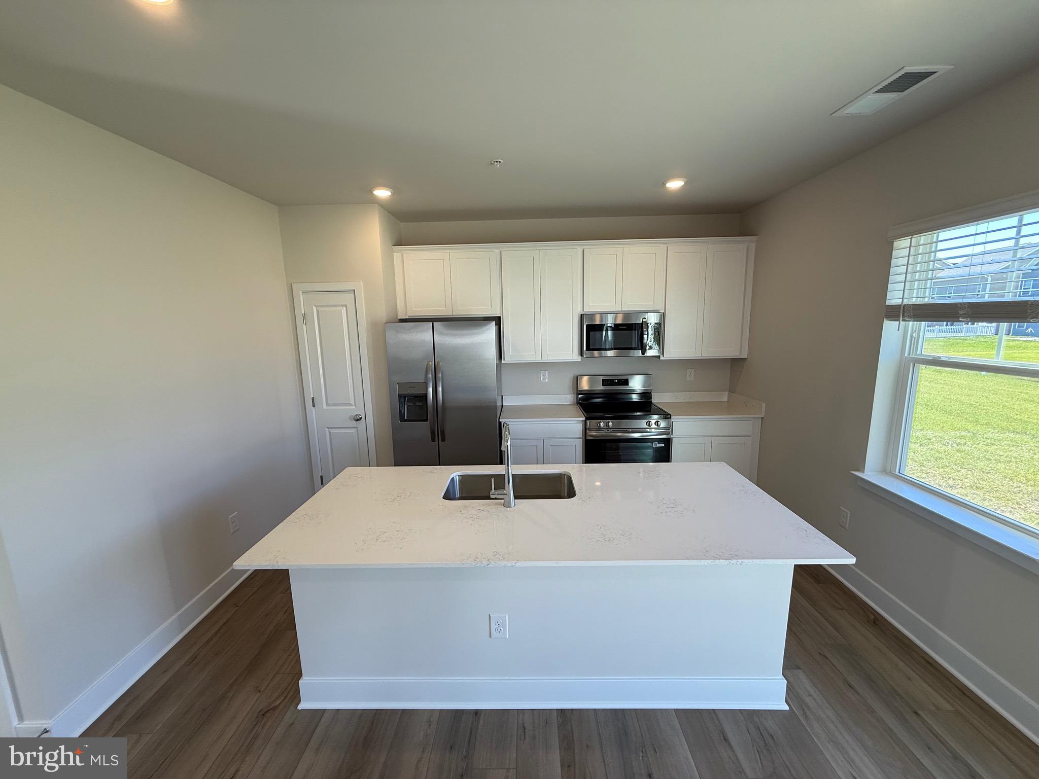 LAKESIDE AT TRAPPE - Residential Lease