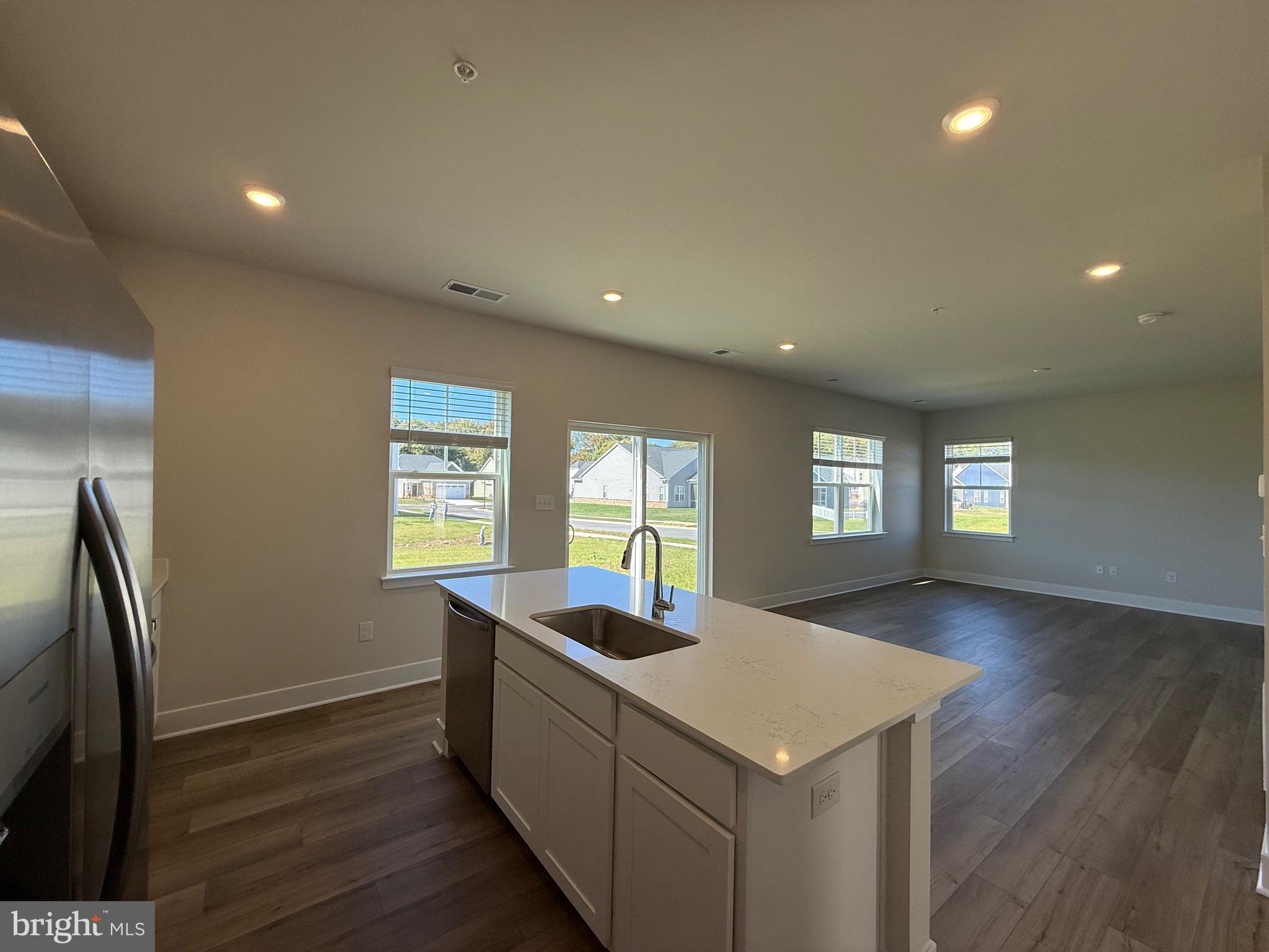 LAKESIDE AT TRAPPE - Residential Lease