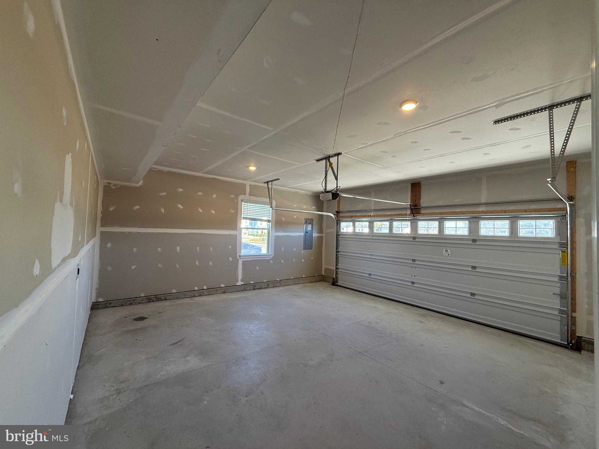 LAKESIDE AT TRAPPE - Residential Lease