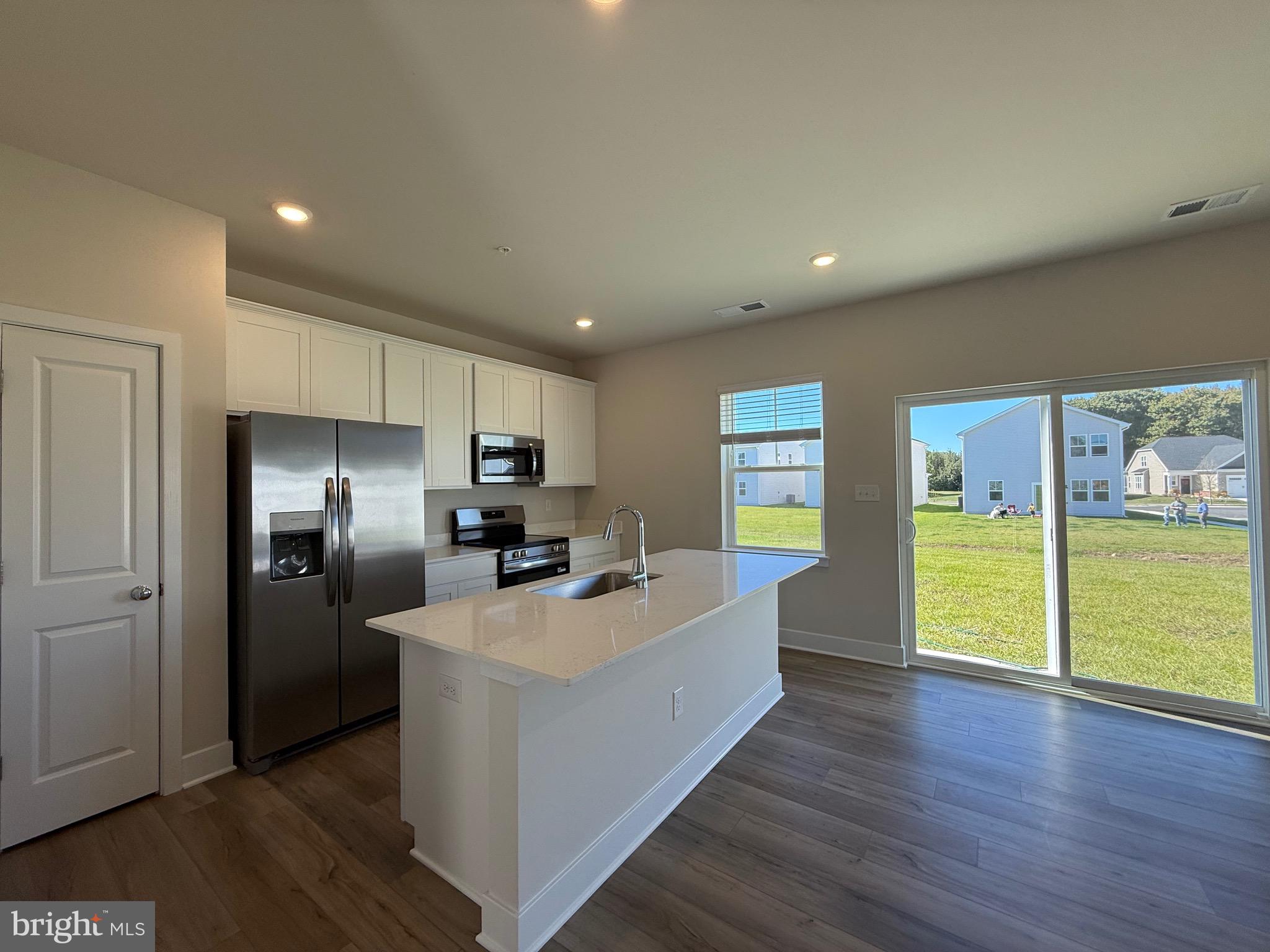 LAKESIDE AT TRAPPE - Residential Lease