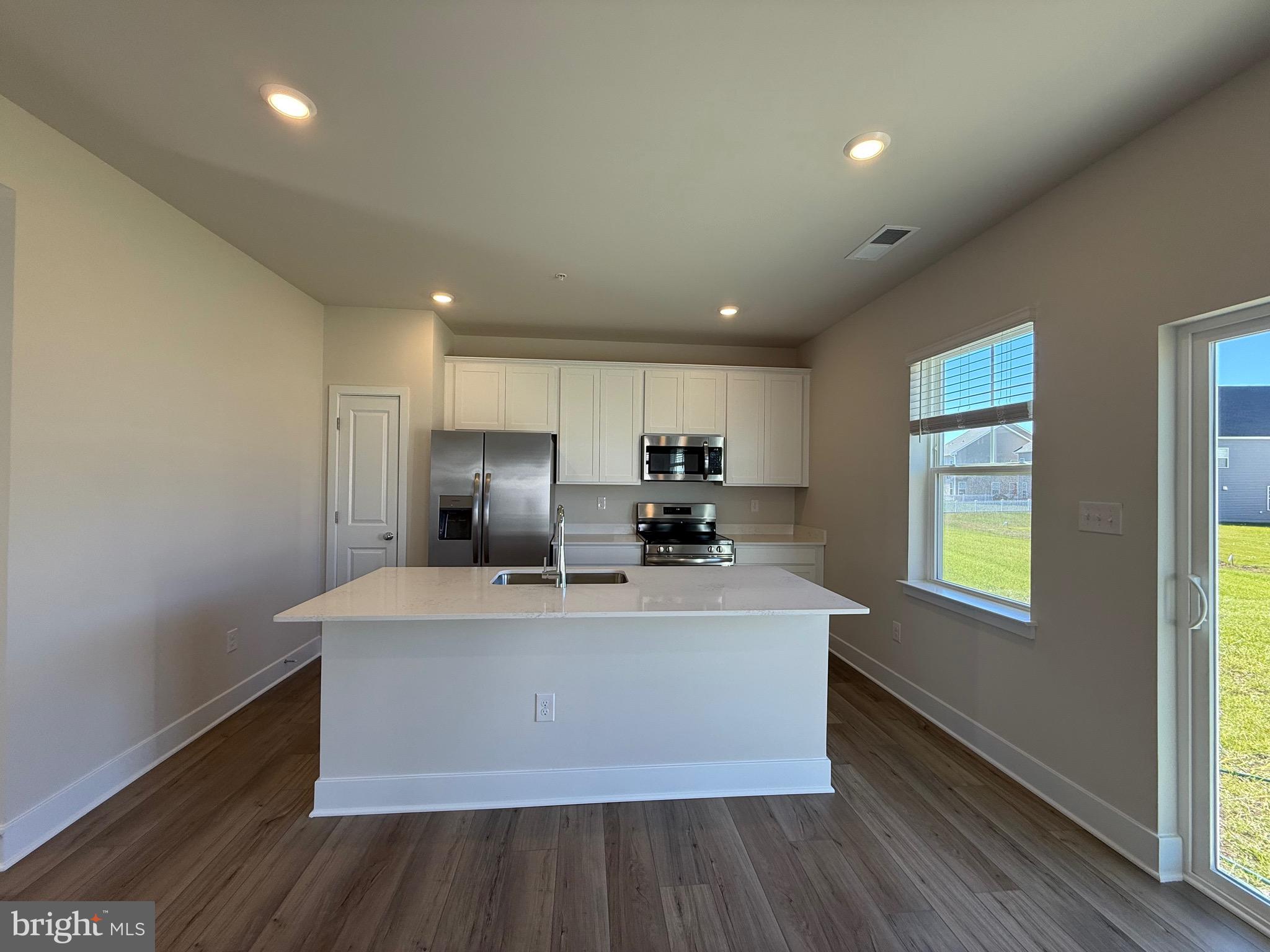 LAKESIDE AT TRAPPE - Residential Lease