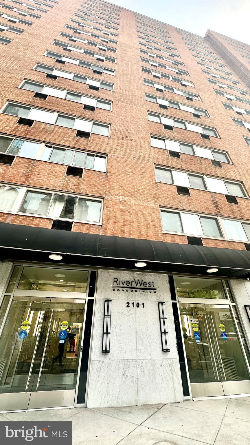 This spacious third floor one bedroom unit in the River West Condominium faces a quiet side street and is brightened by the afternoon sun and daylight. The River West Condominium building has a front desk receptionist, an exercise room/gym, a business space available for building occupants and a laundry room. This unit is currently rented through early August 2025 (at a monthly rental of $1,600.00) and this unit has had a strong and consistent rental history since the owner purchased the property in 2017. This unit is being sold subject to the current lease terms and is perfect for an investor seeking positive cash flow. The monthly condo association fee includes basic cable, heat, electricity, water, exercise room access, common area maintenance and more. The River West condominiums are conveniently located, not far from University City and Center City, Philadelphia.