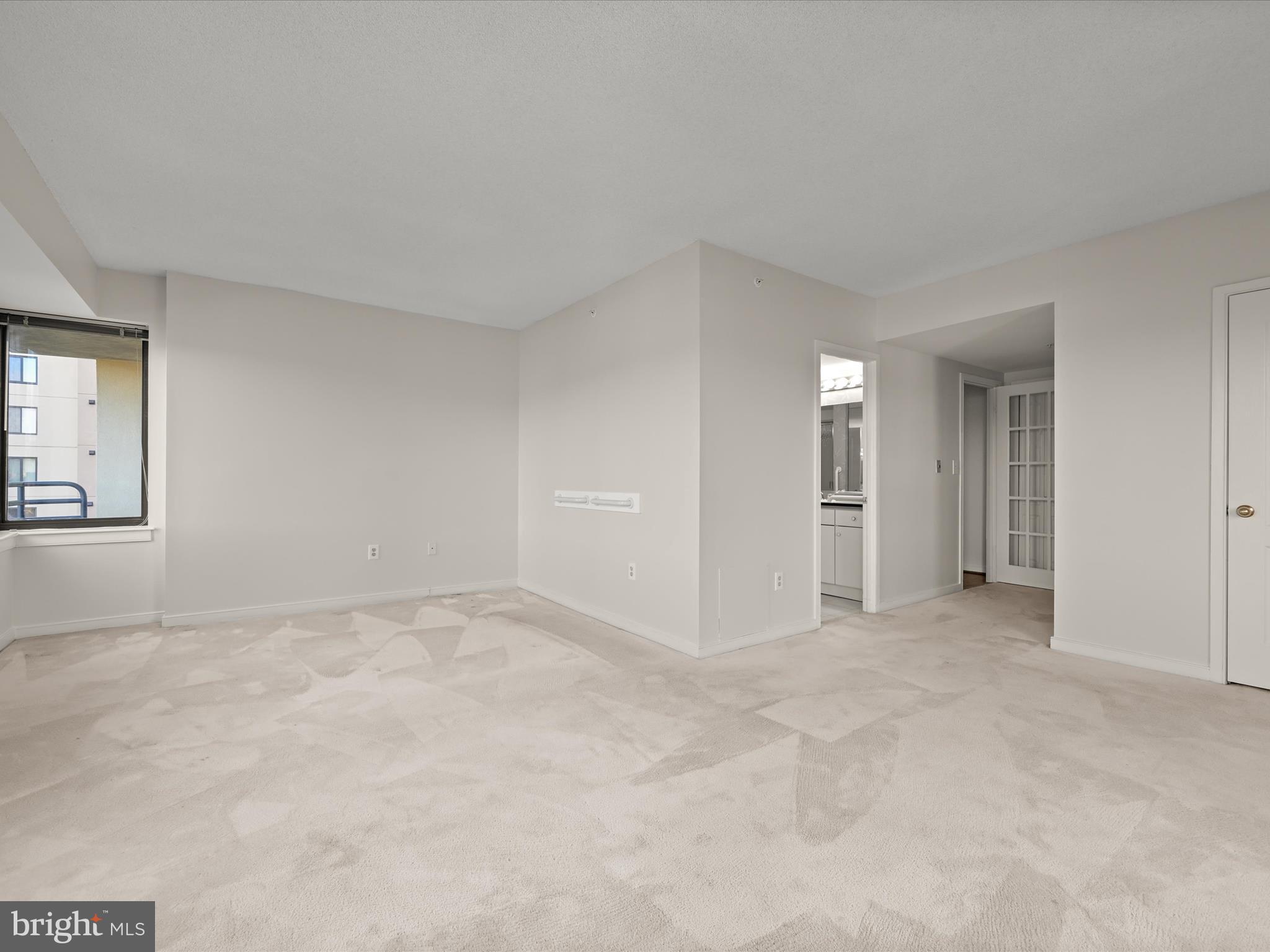 VILLAGE OF WILDE LAKE - Residential