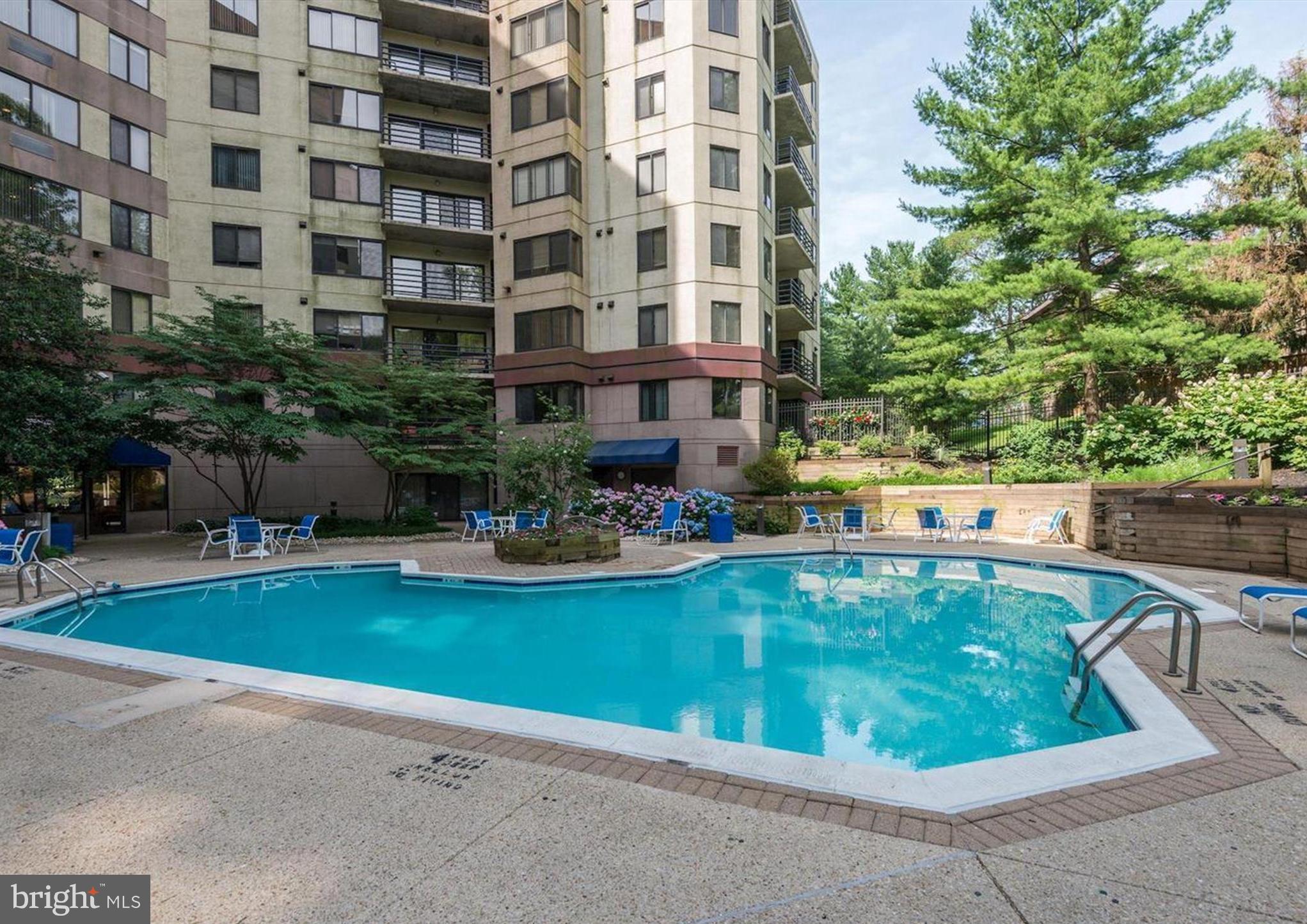 VILLAGE OF WILDE LAKE - Residential